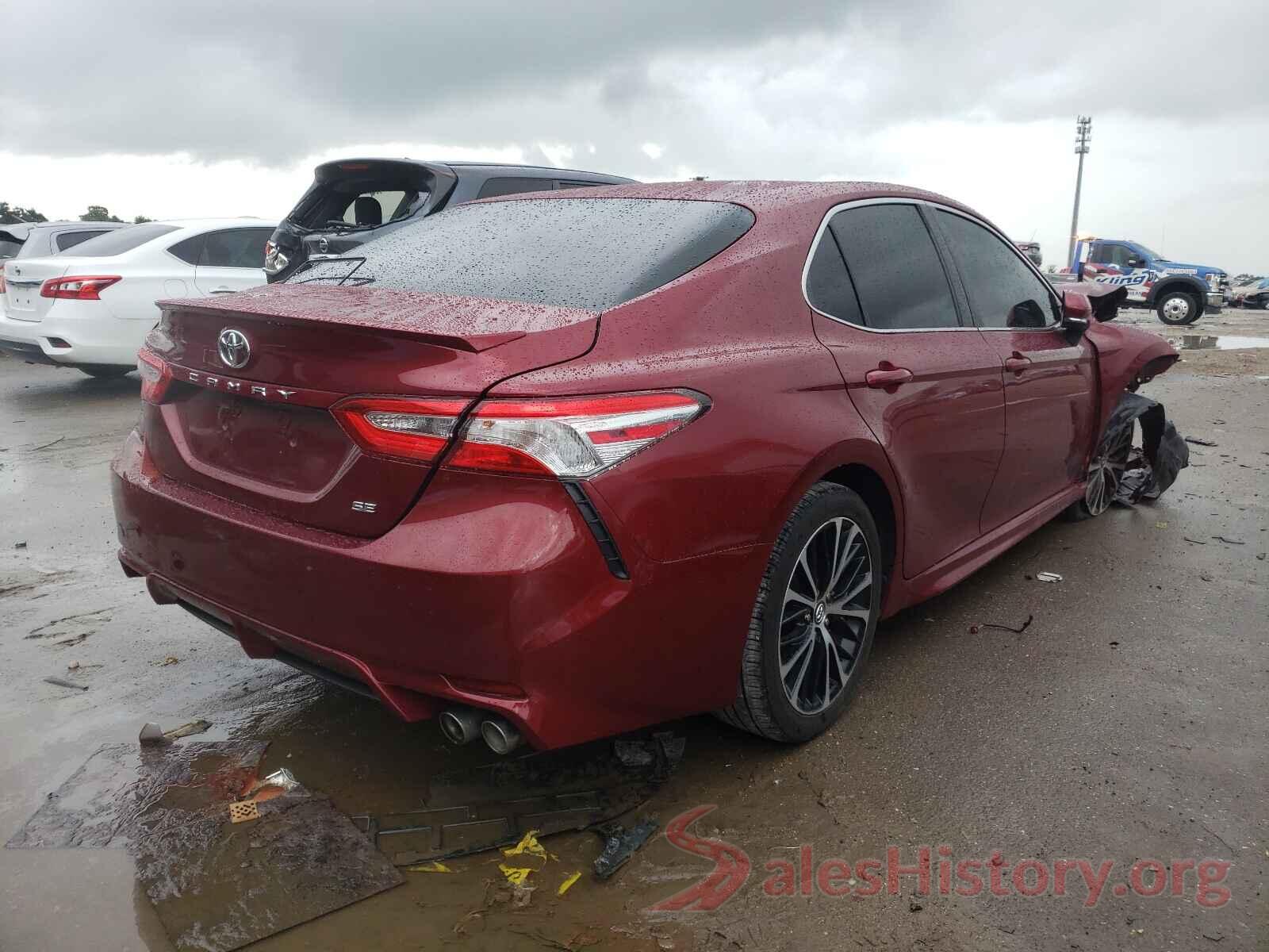 4T1B11HK4JU641868 2018 TOYOTA CAMRY