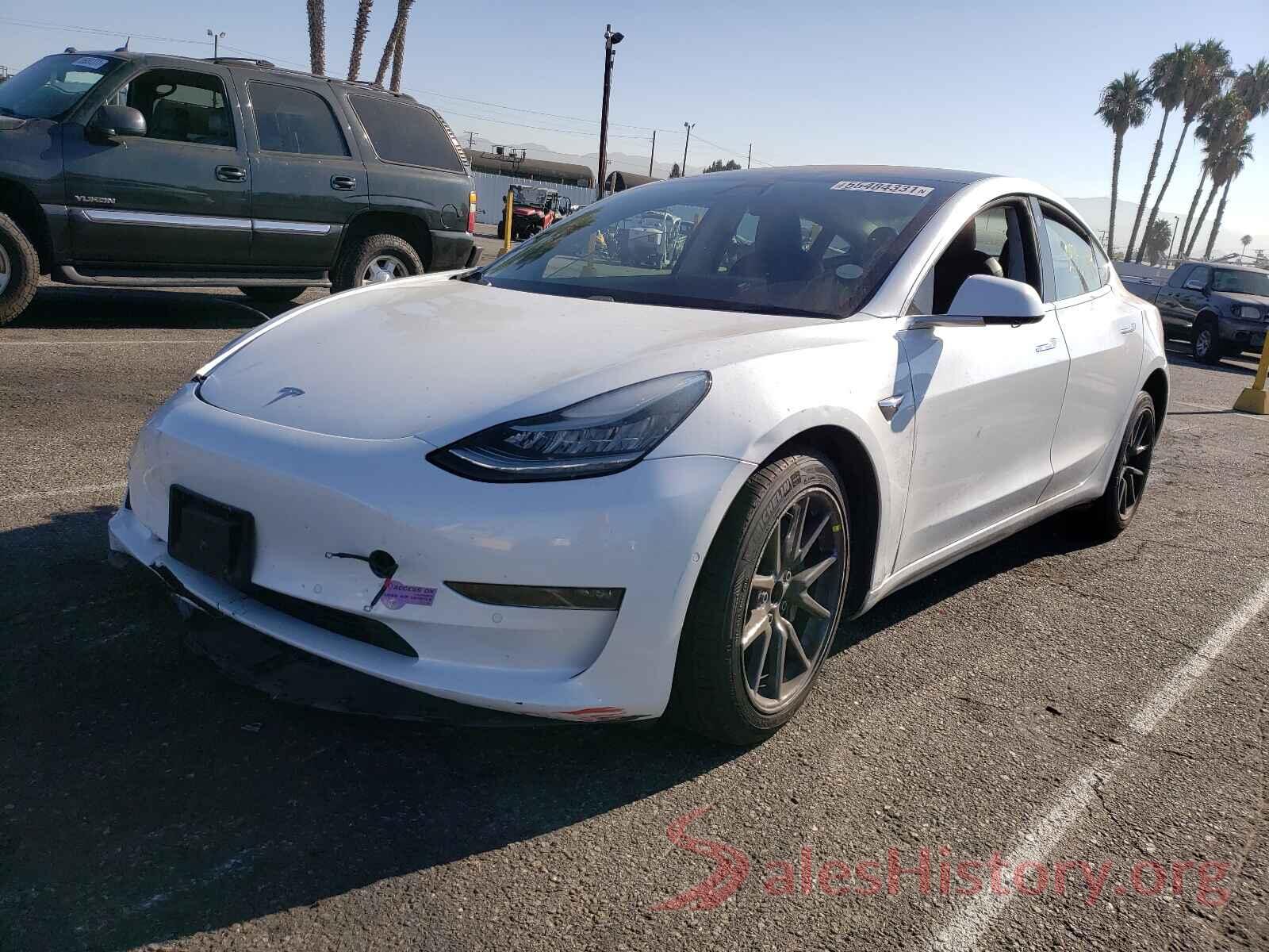 5YJ3E1EAXJF042104 2018 TESLA MODEL 3