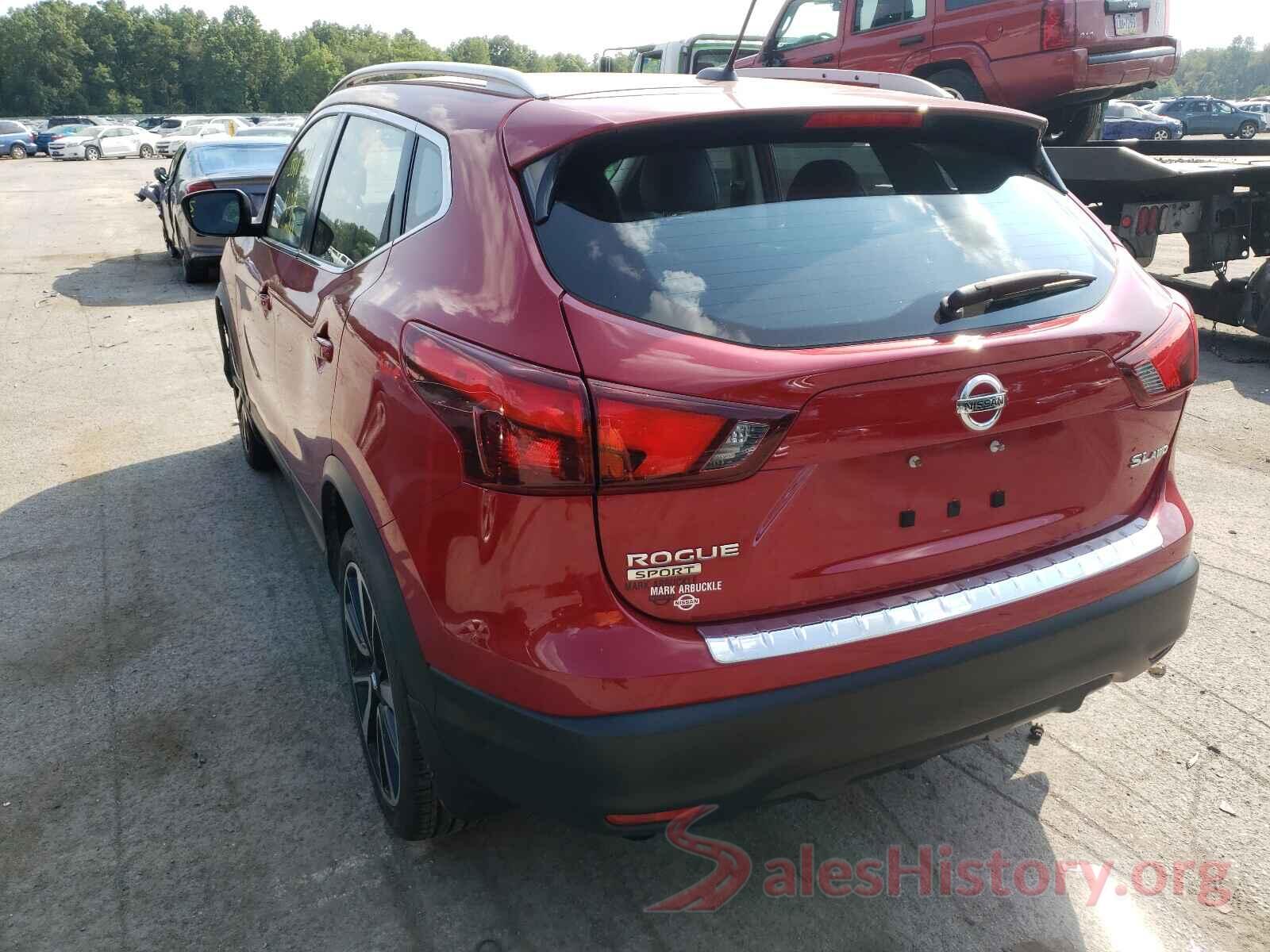 JN1BJ1CR8HW121019 2017 NISSAN ROGUE