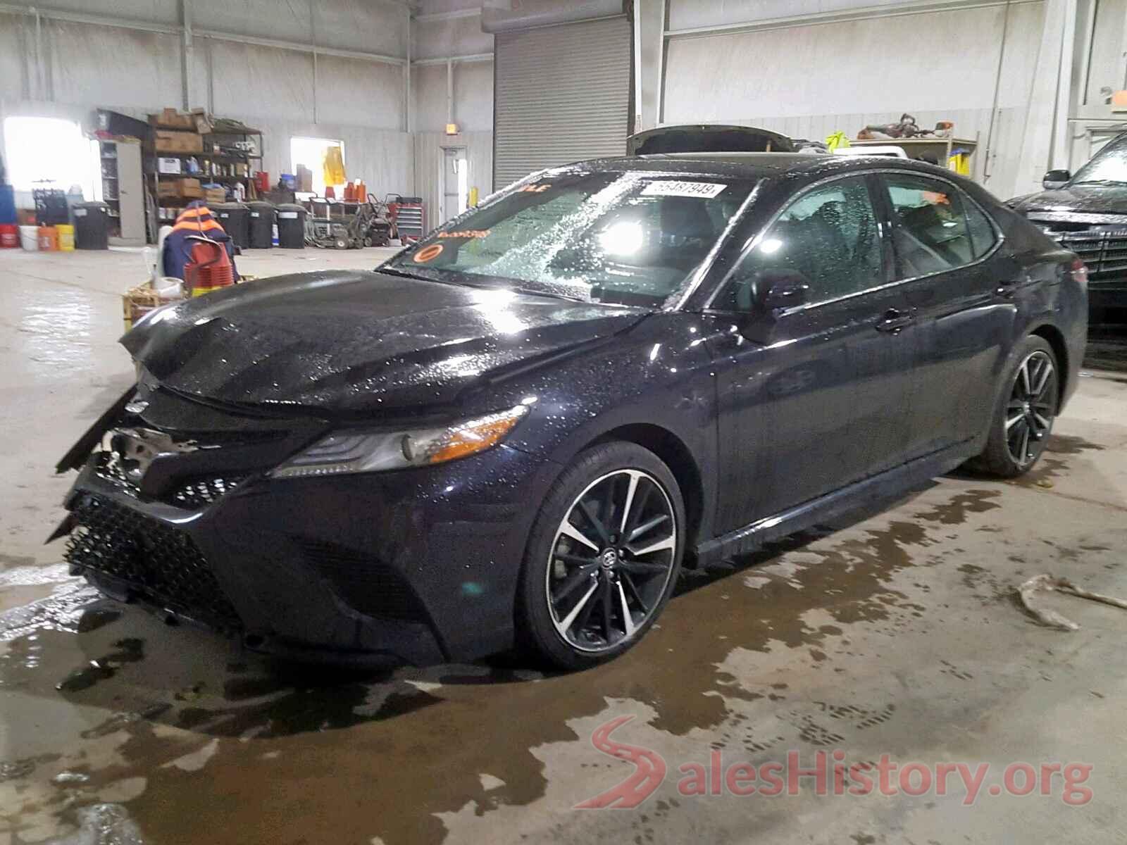 4T1BZ1HK6JU009348 2018 TOYOTA CAMRY