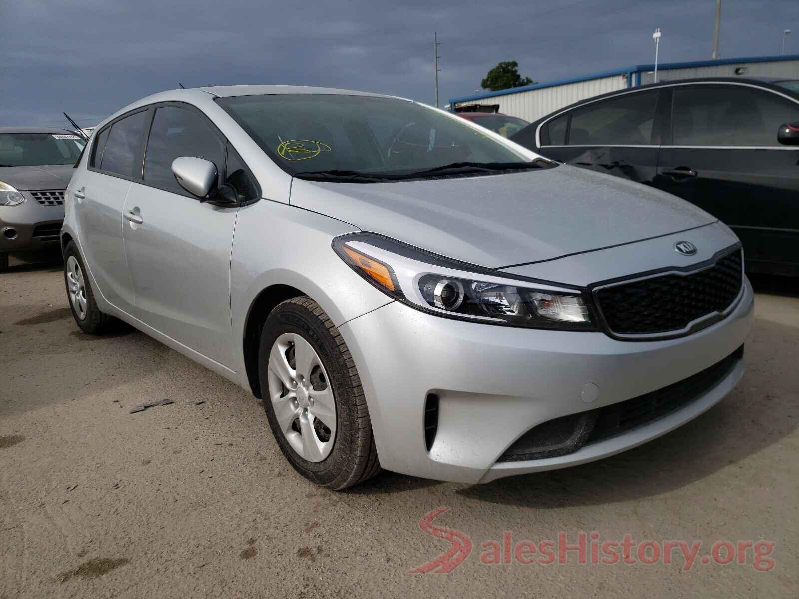 KNAFK5A80H5676028 2017 KIA FORTE