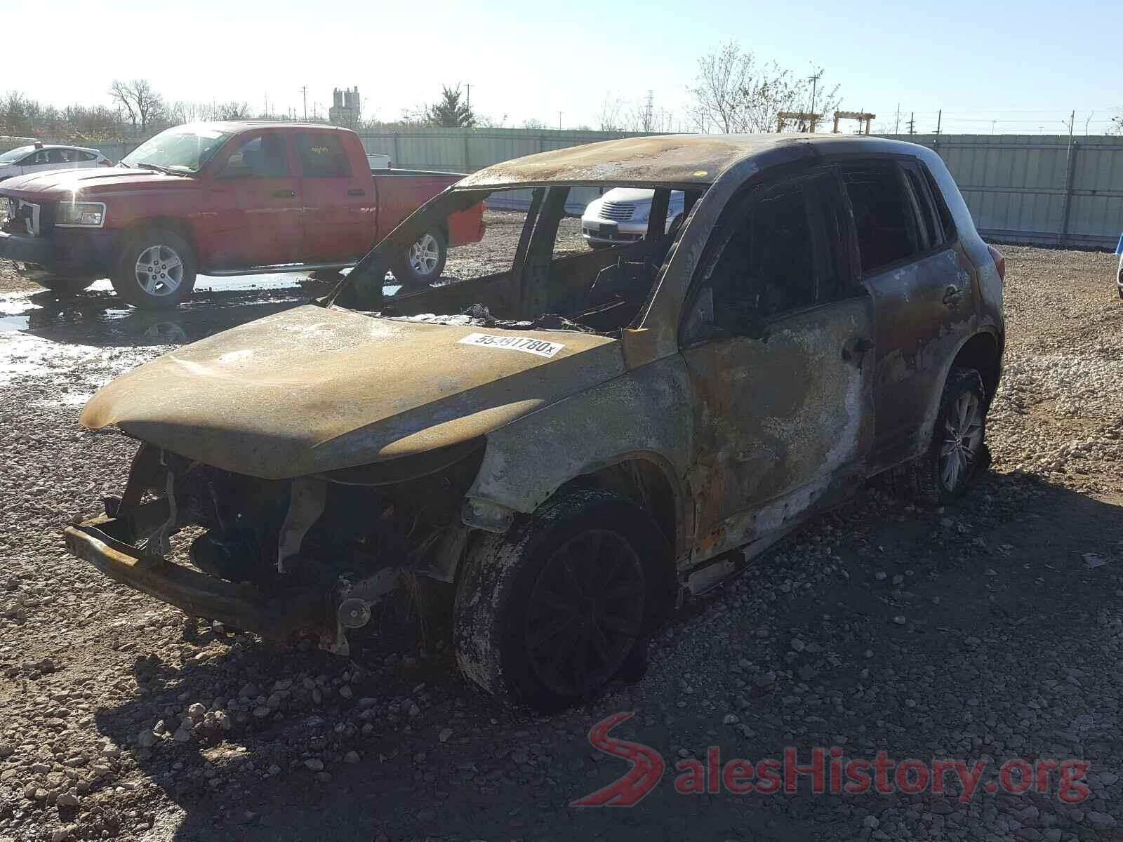 WVGAV7AX7HK054790 2017 VOLKSWAGEN TIGUAN