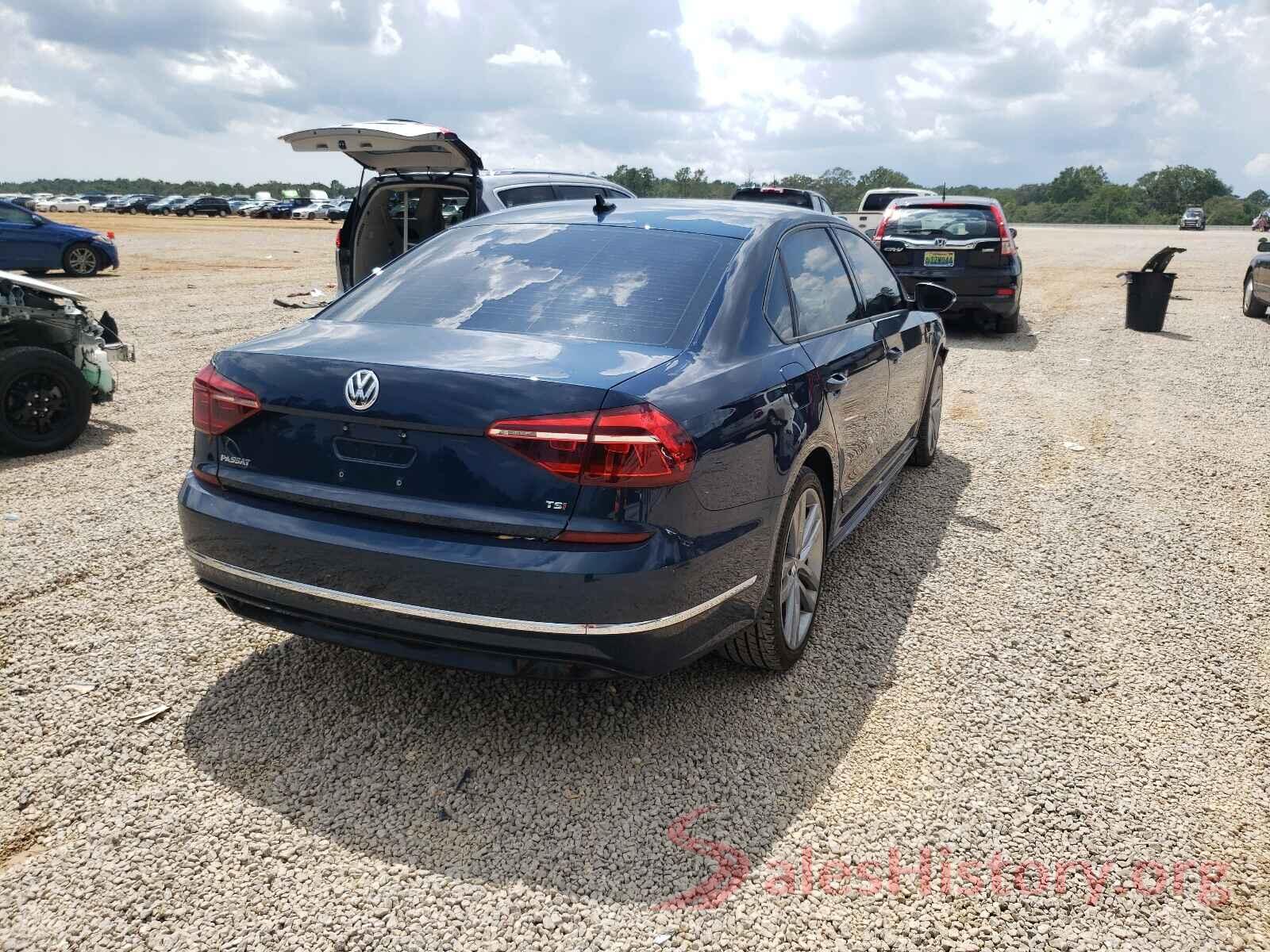 1VWAA7A32JC023957 2018 VOLKSWAGEN PASSAT