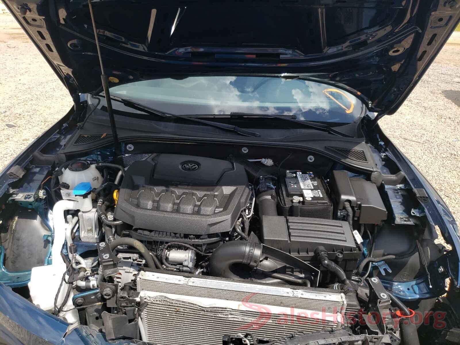 1VWAA7A32JC023957 2018 VOLKSWAGEN PASSAT