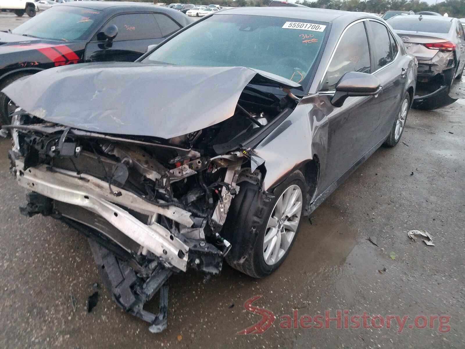 4T1B11HK8JU139901 2018 TOYOTA CAMRY