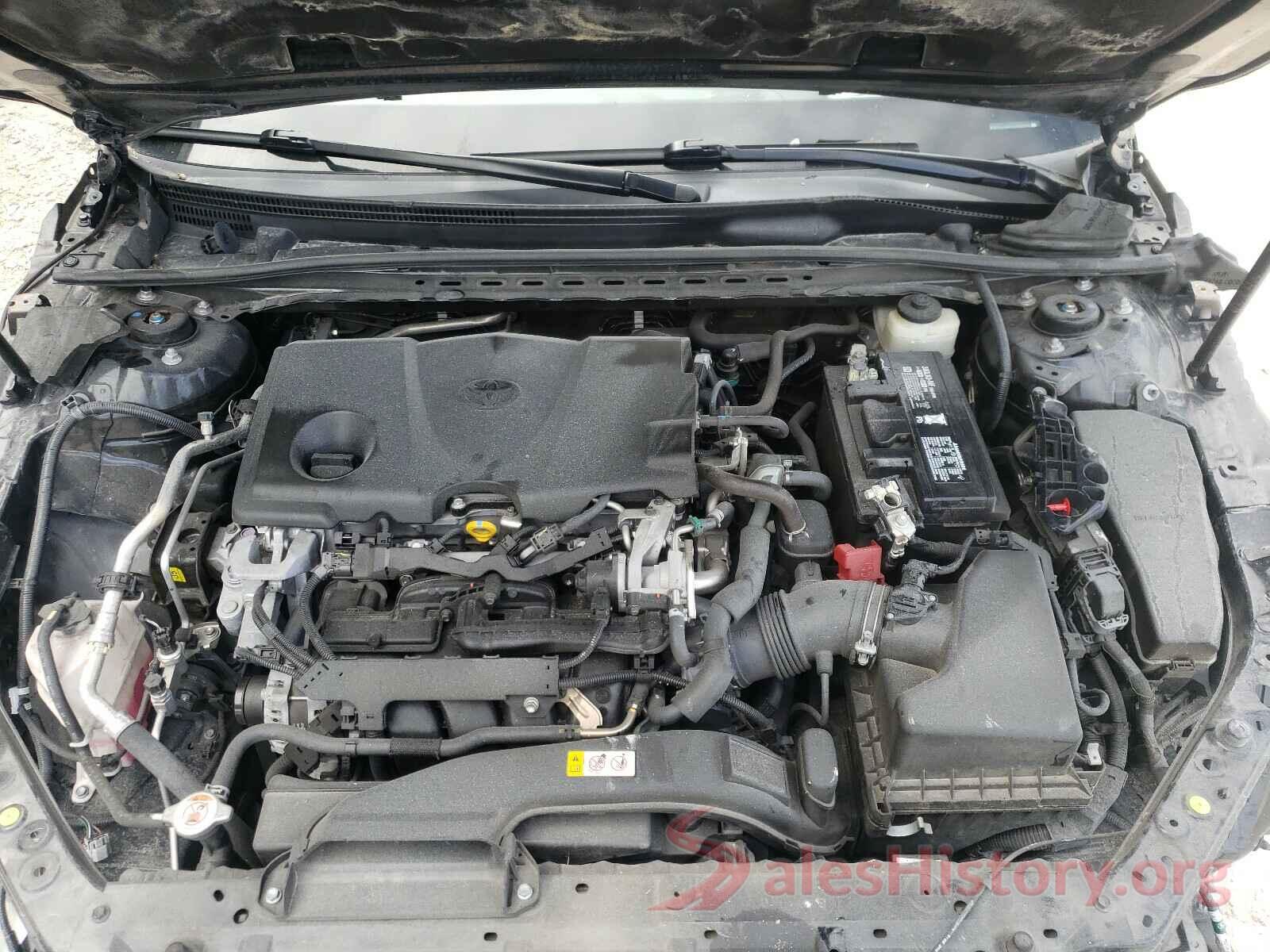 4T1B11HK7JU544521 2018 TOYOTA CAMRY