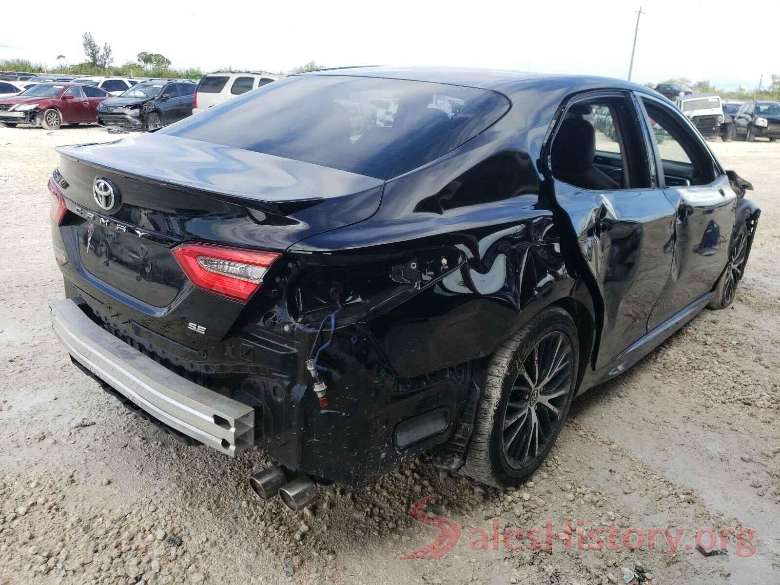 4T1B11HK7JU544521 2018 TOYOTA CAMRY