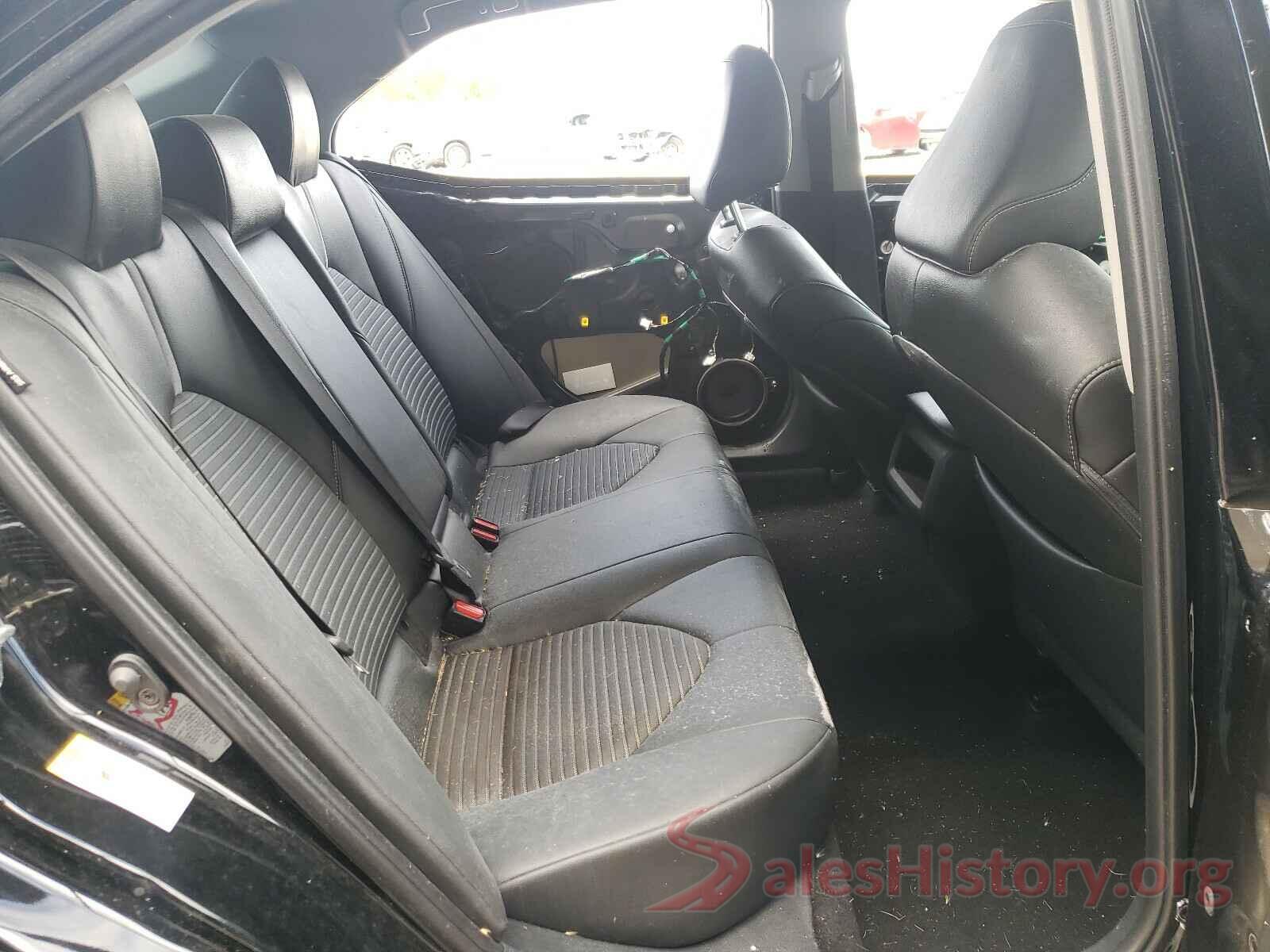 4T1B11HK7JU544521 2018 TOYOTA CAMRY