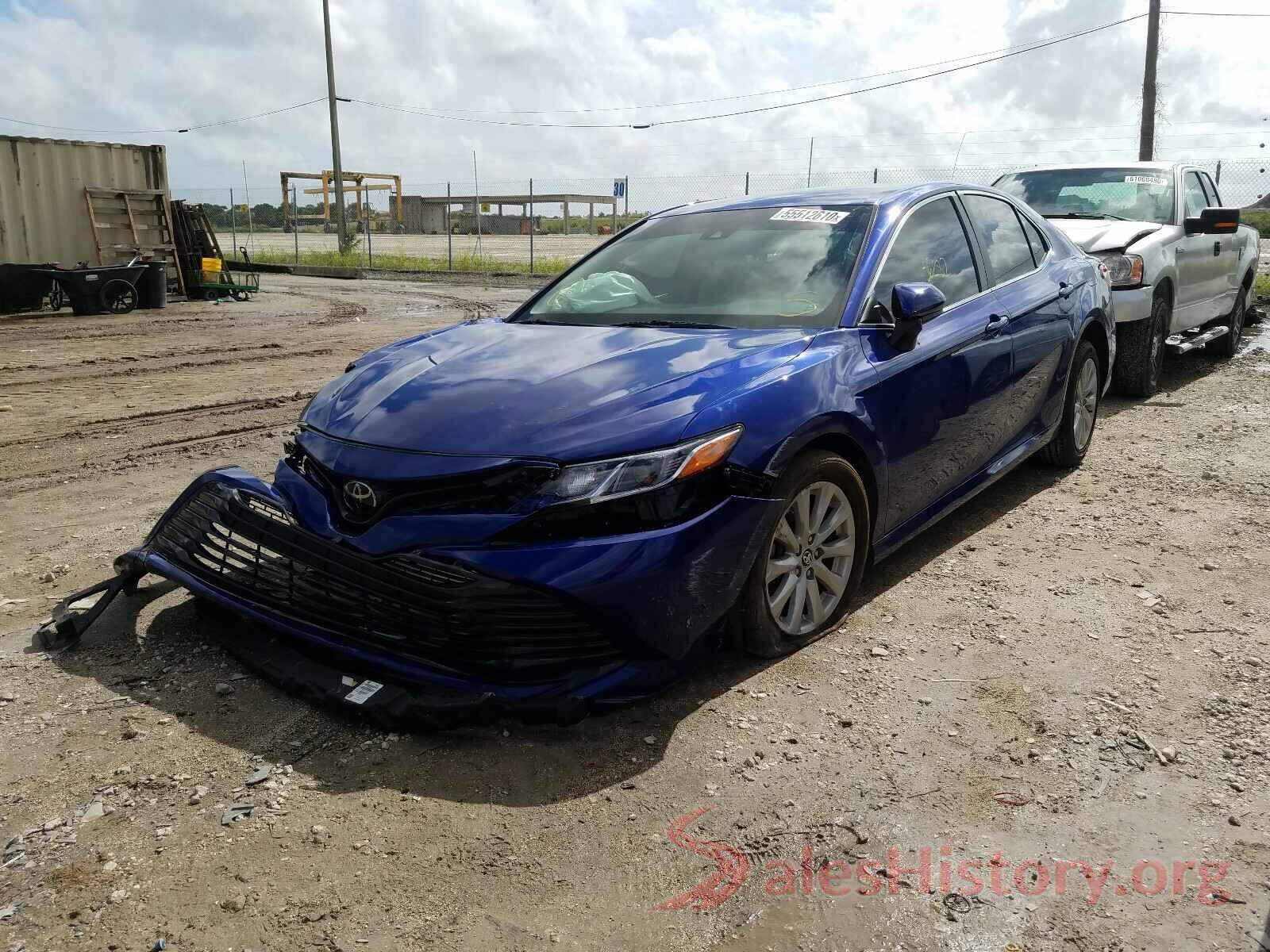 4T1B11HK5JU590204 2018 TOYOTA CAMRY