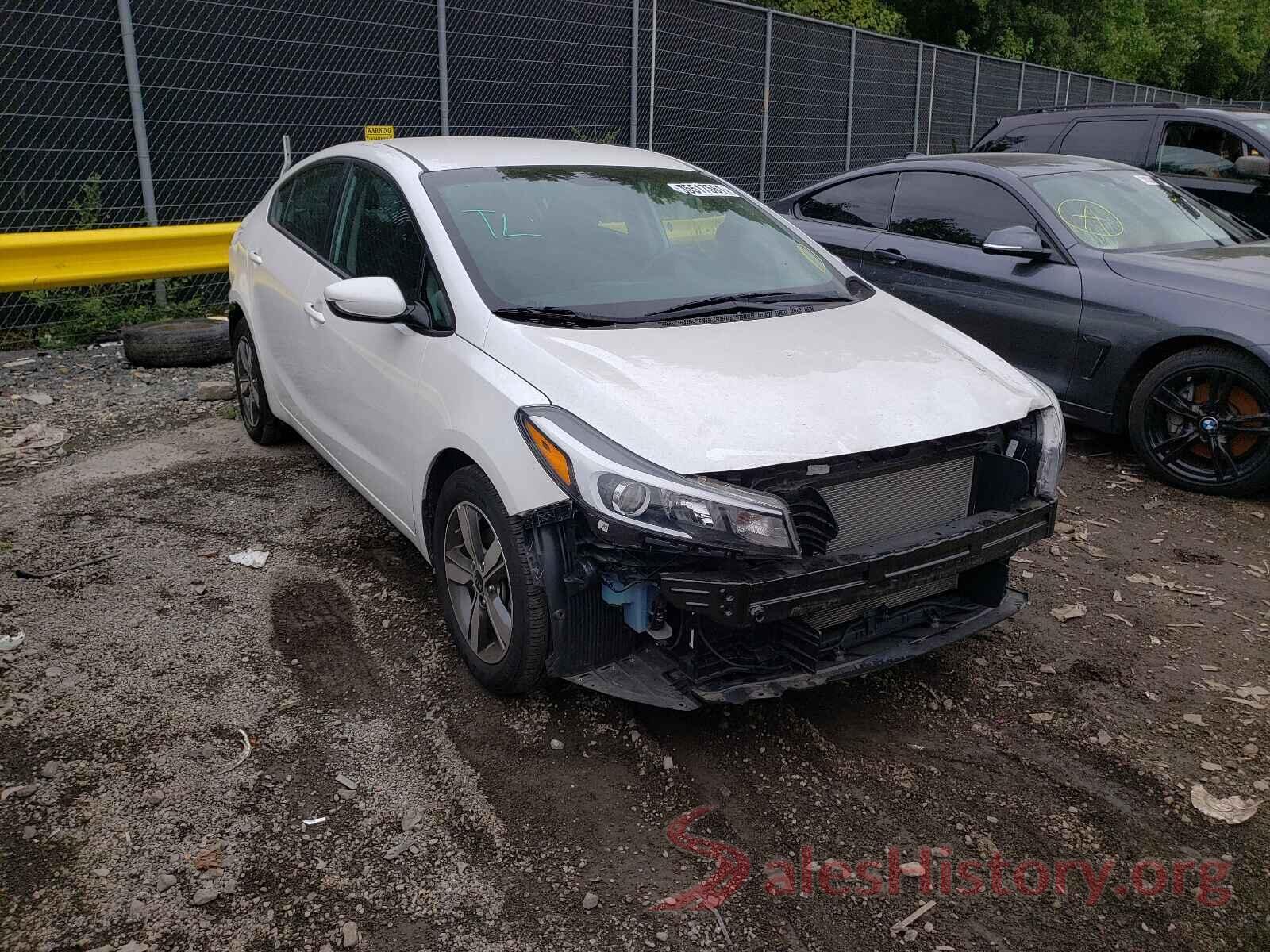 3KPFL4A70JE225399 2018 KIA FORTE