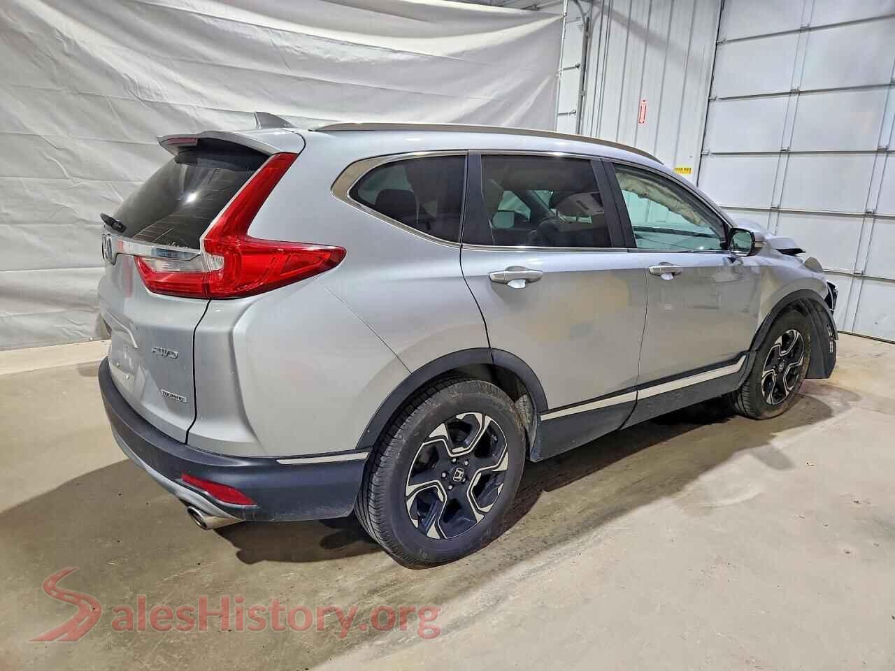 2018 HONDA CRV VIN 7FARW2H90JE099656, right side view