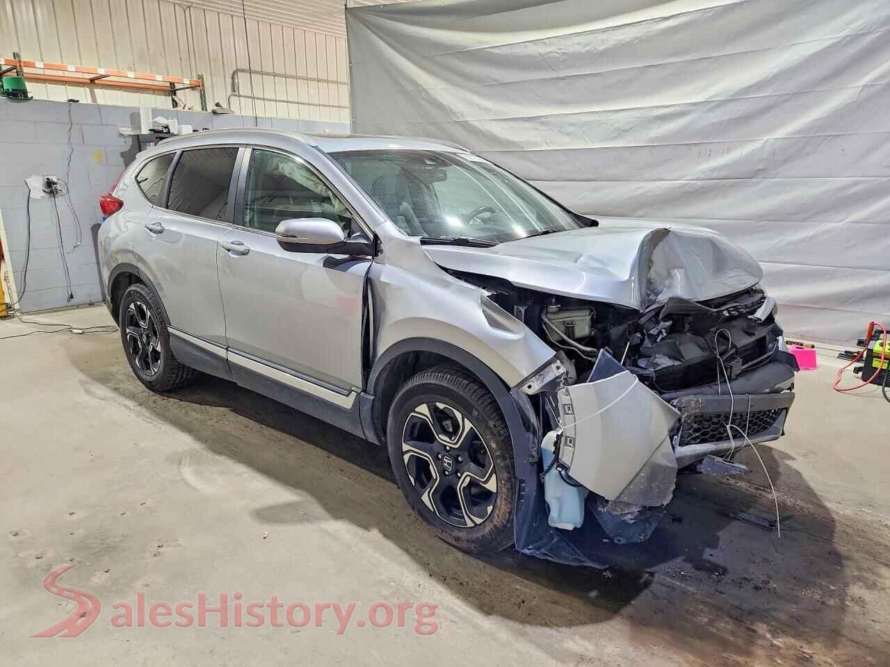 2018 HONDA CRV VIN 7FARW2H90JE099656, rear 3/4 view