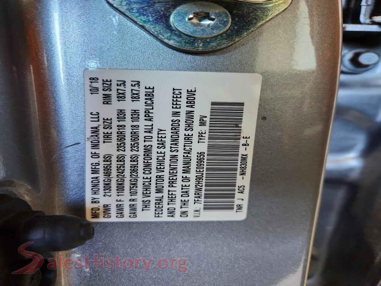 2018 HONDA CRV VIN 7FARW2H90JE099656, damage close-up