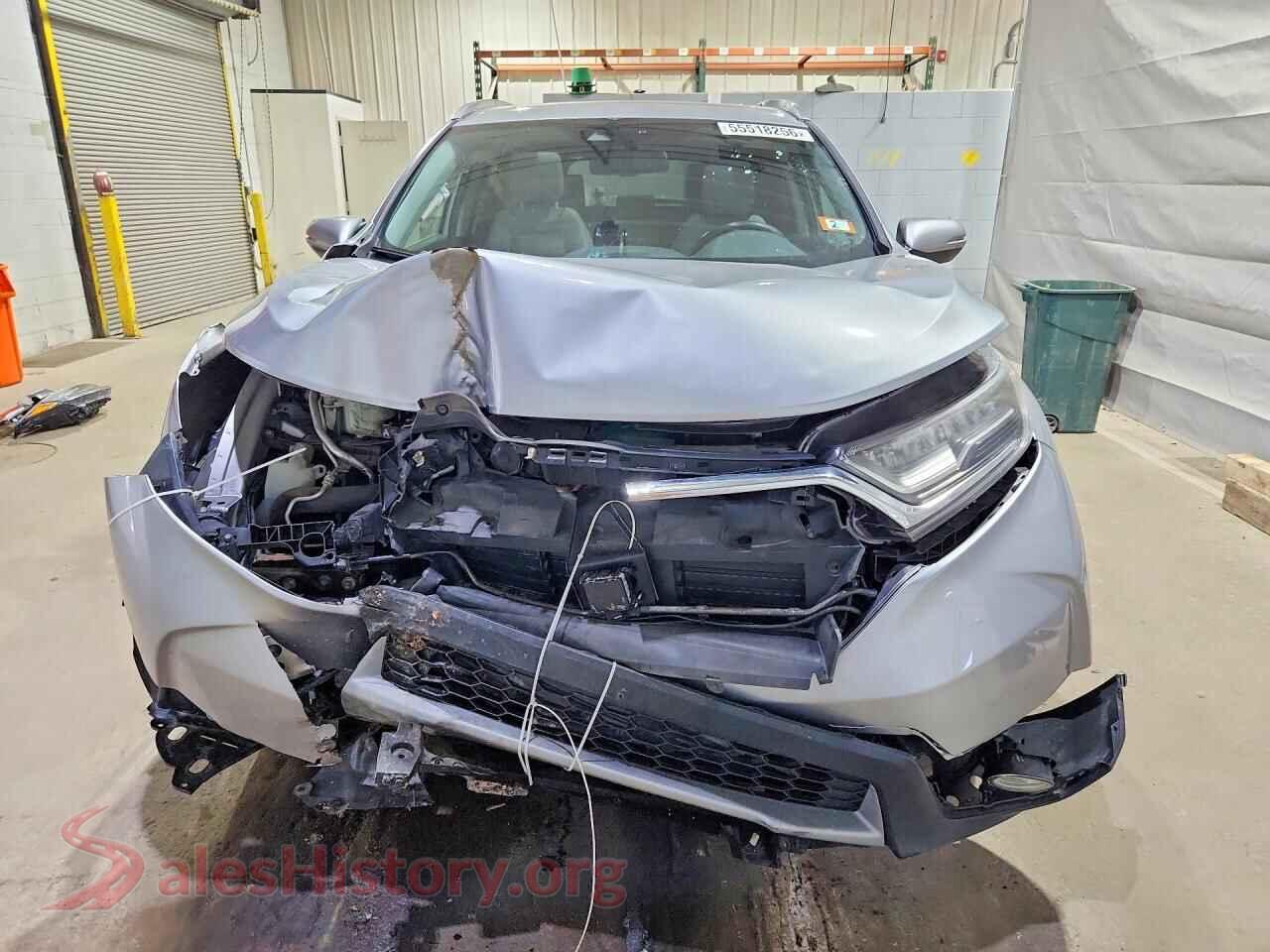 2018 HONDA CRV VIN 7FARW2H90JE099656, rear view