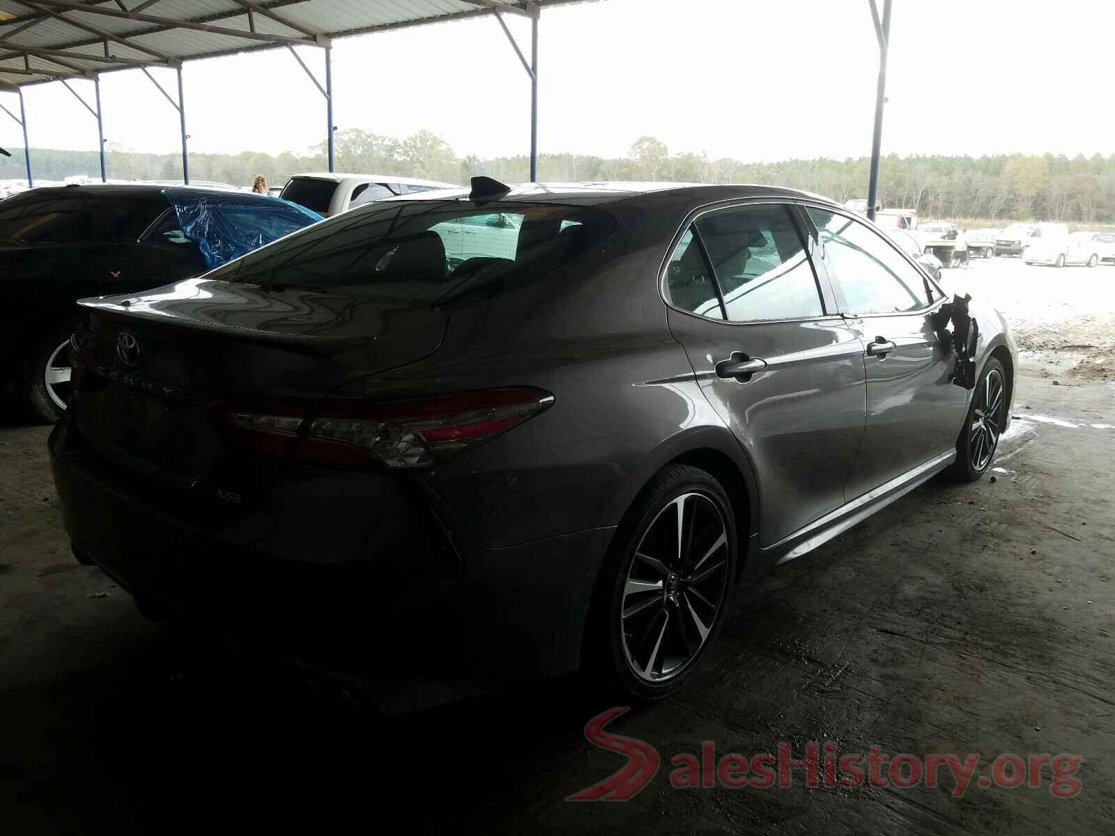 4T1B61HKXJU140050 2018 TOYOTA CAMRY