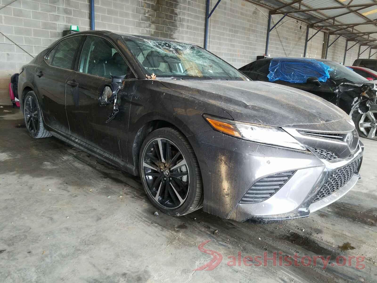 4T1B61HKXJU140050 2018 TOYOTA CAMRY