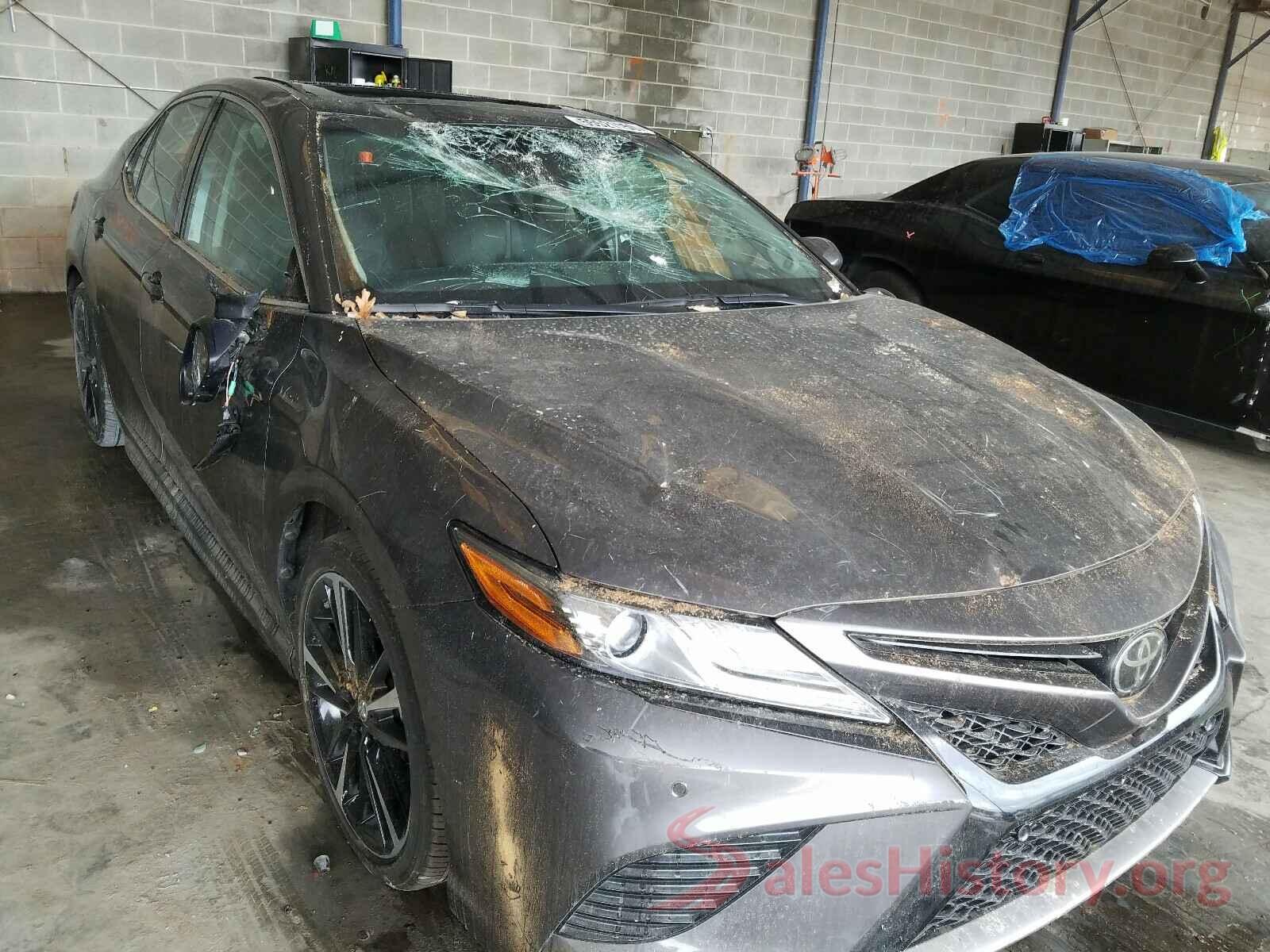 4T1B61HKXJU140050 2018 TOYOTA CAMRY