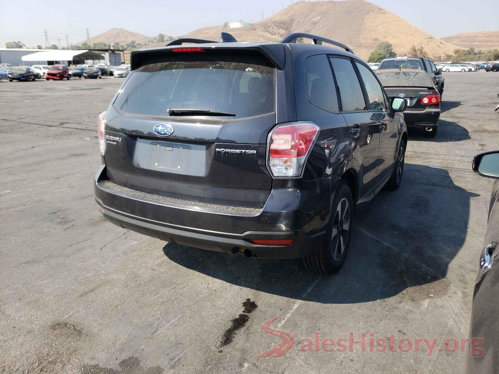 JF2SJAEC7JH513250 2018 SUBARU FORESTER