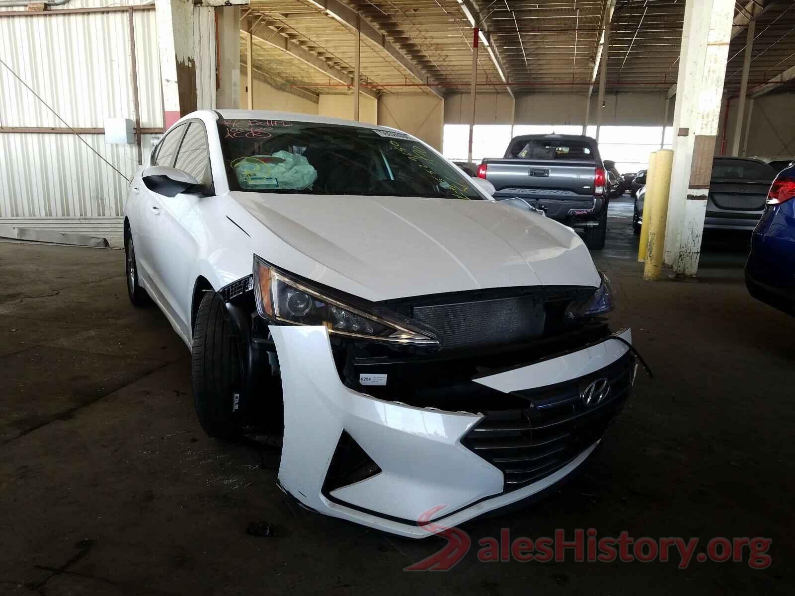 5NPD84LF8KH413985 2019 HYUNDAI ELANTRA