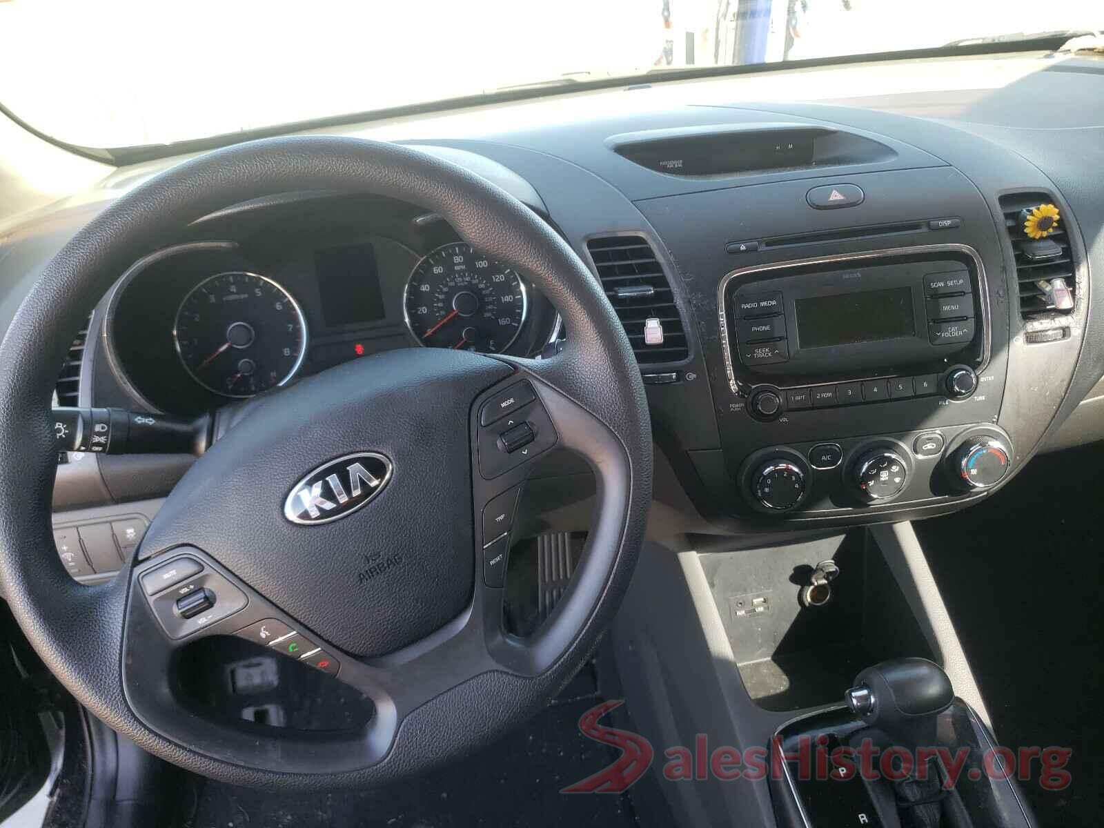 3KPFK4A75HE066232 2017 KIA FORTE