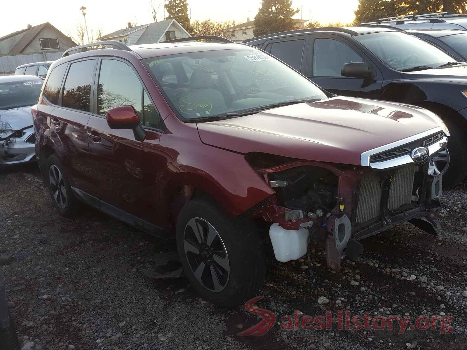 JF2SJAGC0JH474661 2018 SUBARU FORESTER