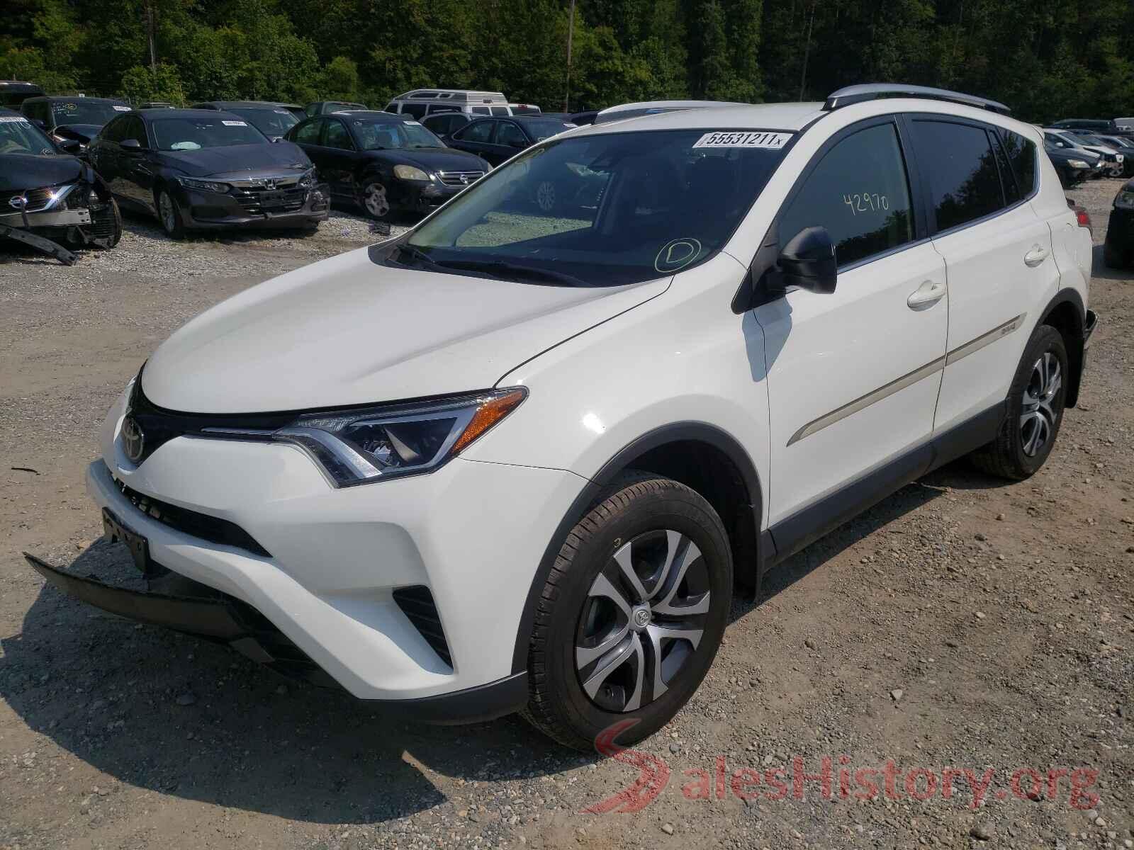 JTMBFREV9HJ114813 2017 TOYOTA RAV4