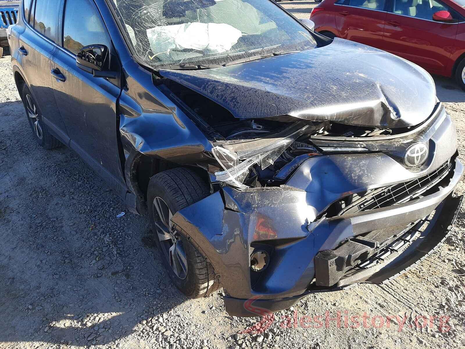 JTMWFREVXJD126703 2018 TOYOTA RAV4