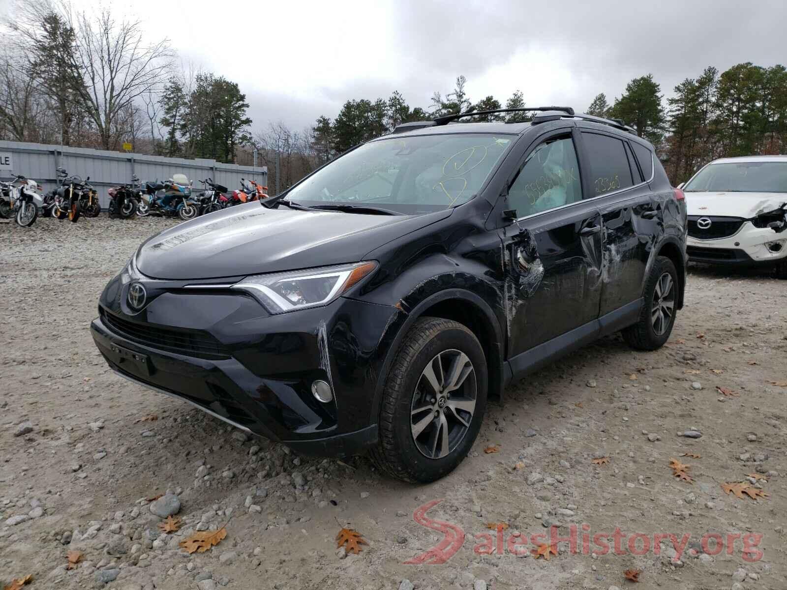 2T3RFREV5JW803950 2018 TOYOTA RAV4