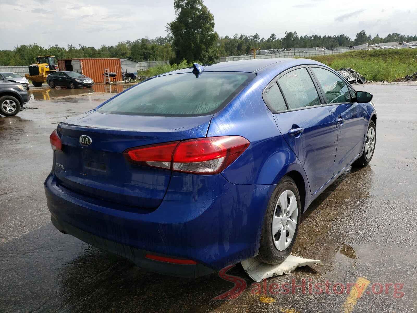 3KPFK4A76HE084870 2017 KIA FORTE