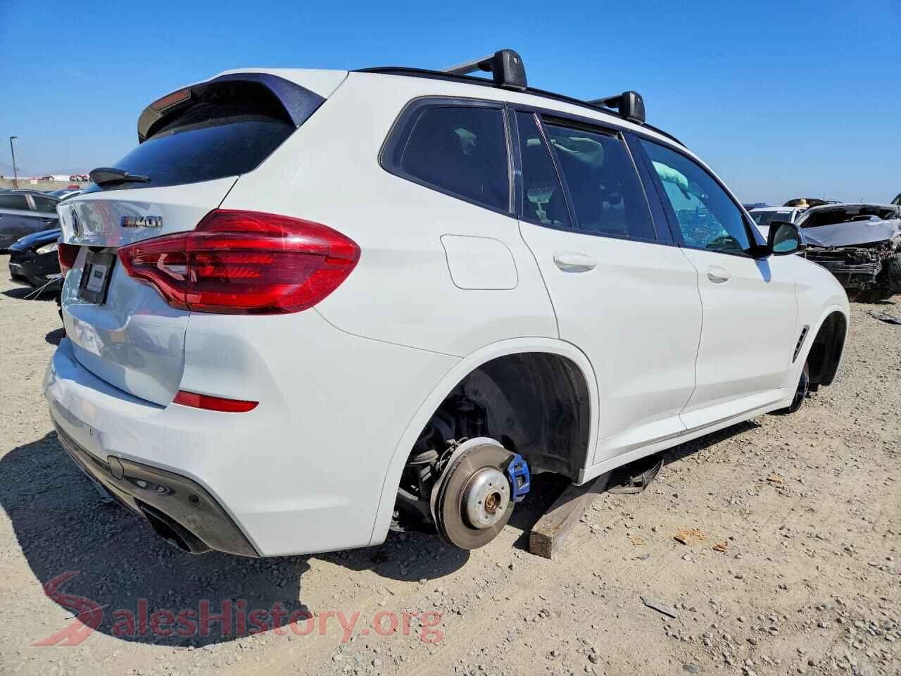 2018 BMW X3 VIN 5UXTS3C5XJ0Y96890, right side view