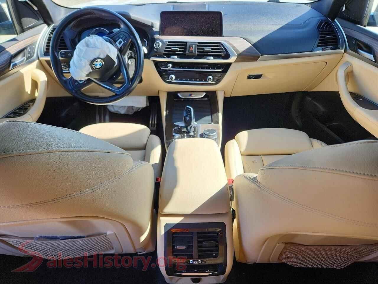 2018 BMW X3 VIN 5UXTS3C5XJ0Y96890, interior dashboard