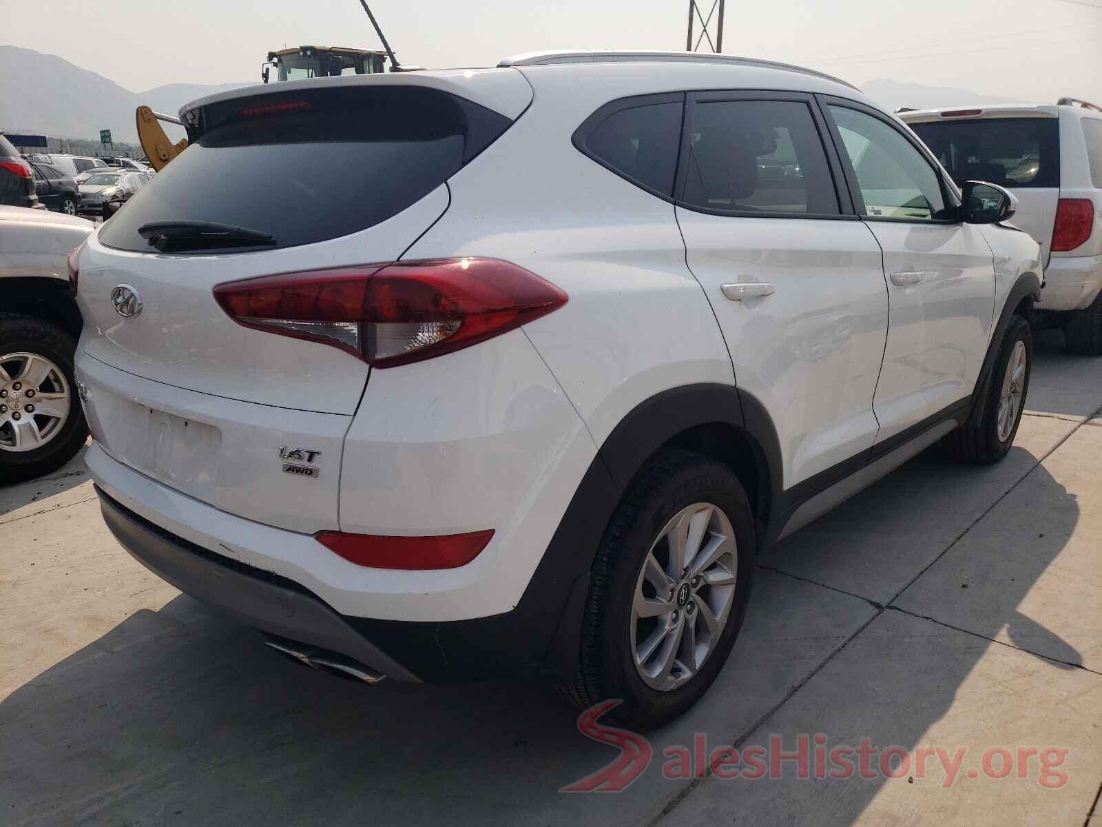 KM8J3CA23HU371537 2017 HYUNDAI TUCSON