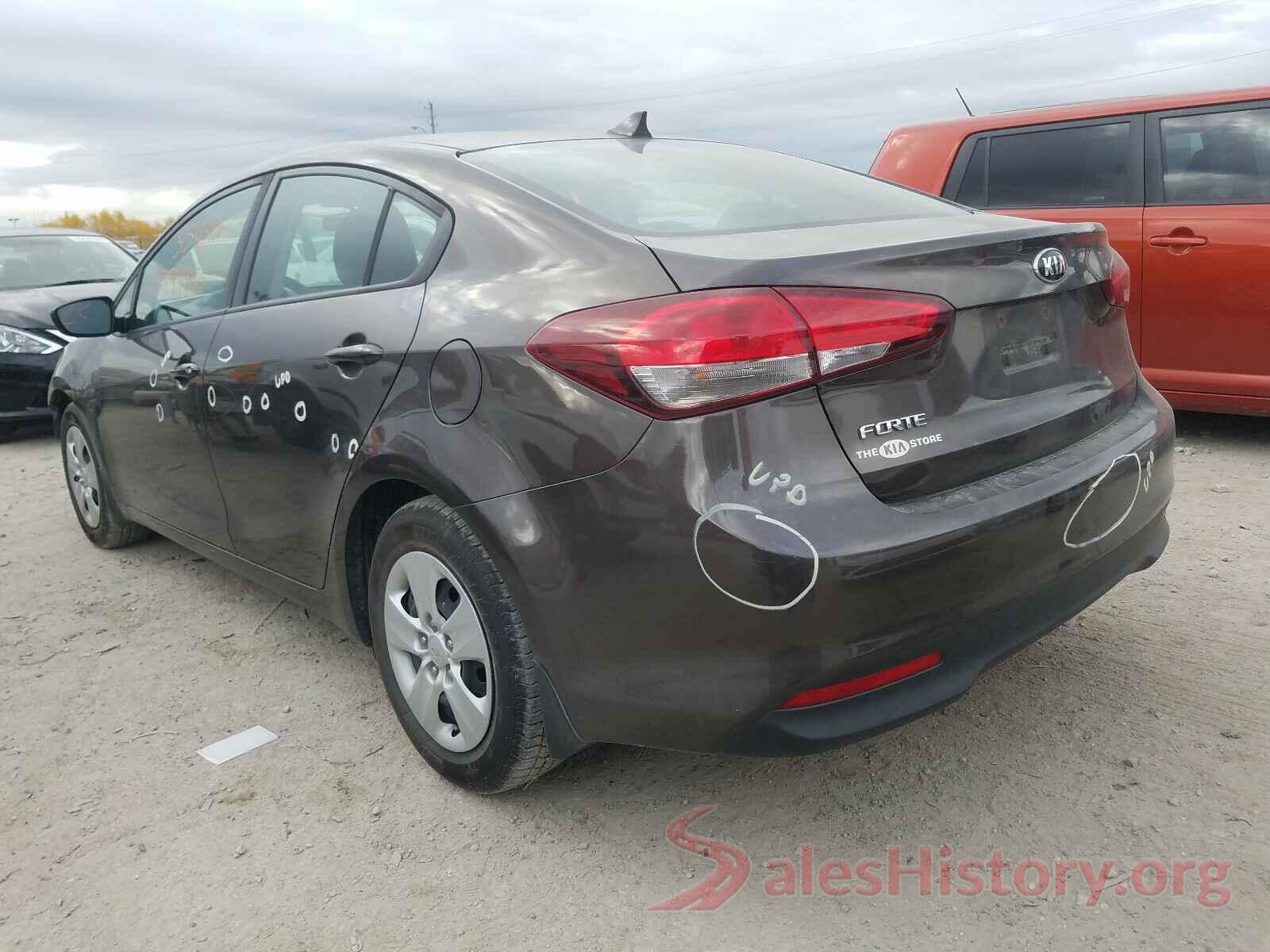 3KPFK4A77HE134322 2017 KIA FORTE