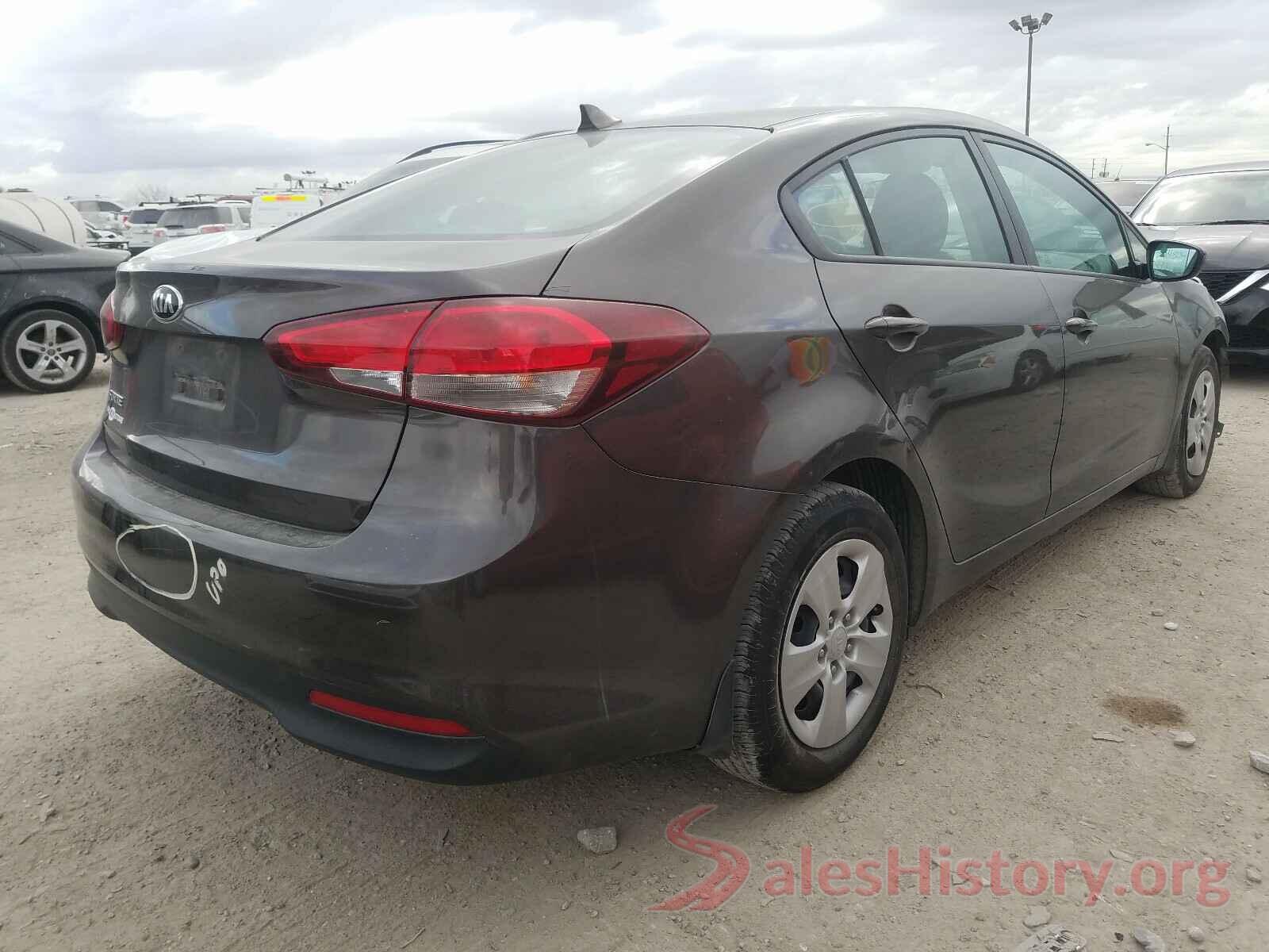 3KPFK4A77HE134322 2017 KIA FORTE