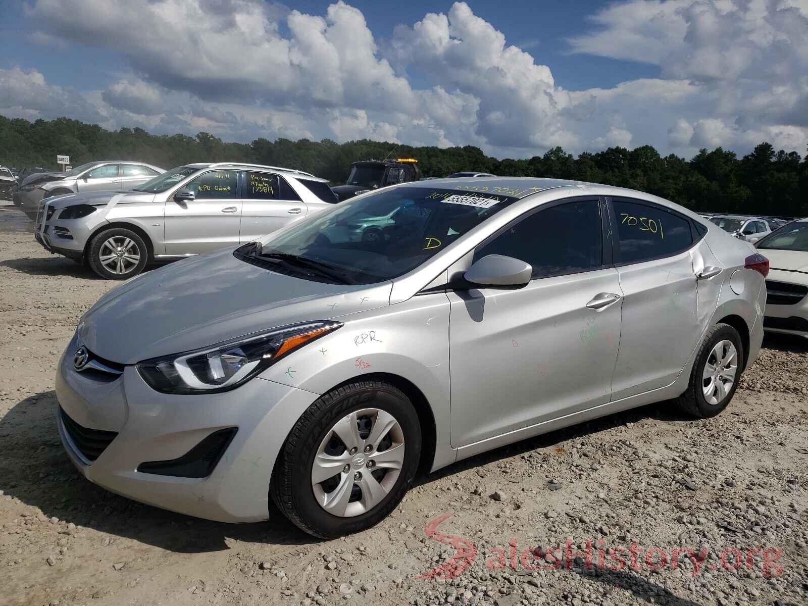 5NPDH4AE2GH782469 2016 HYUNDAI ELANTRA