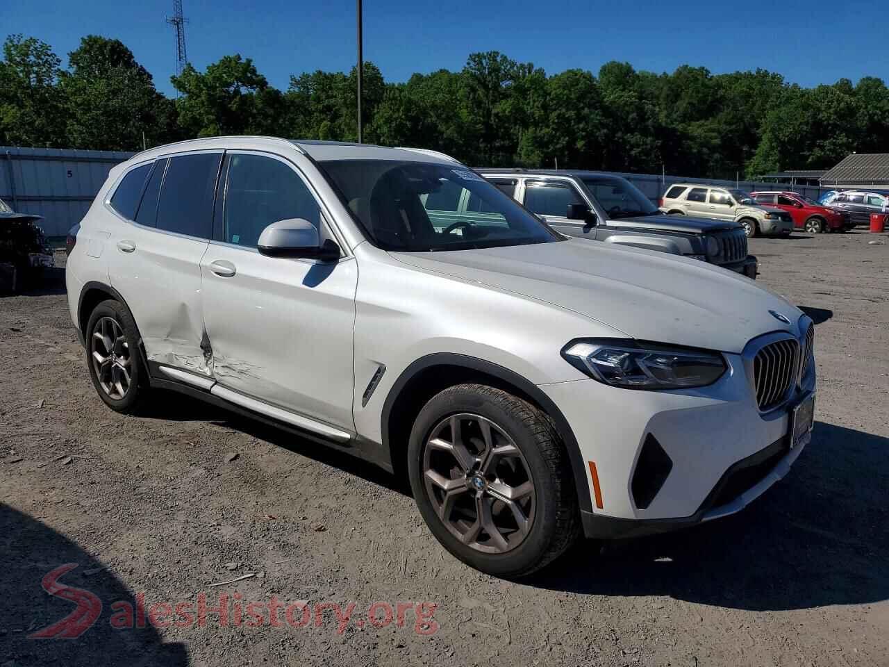2022 BMW X3 VIN 5UX53DP04N9L84229, rear 3/4 view