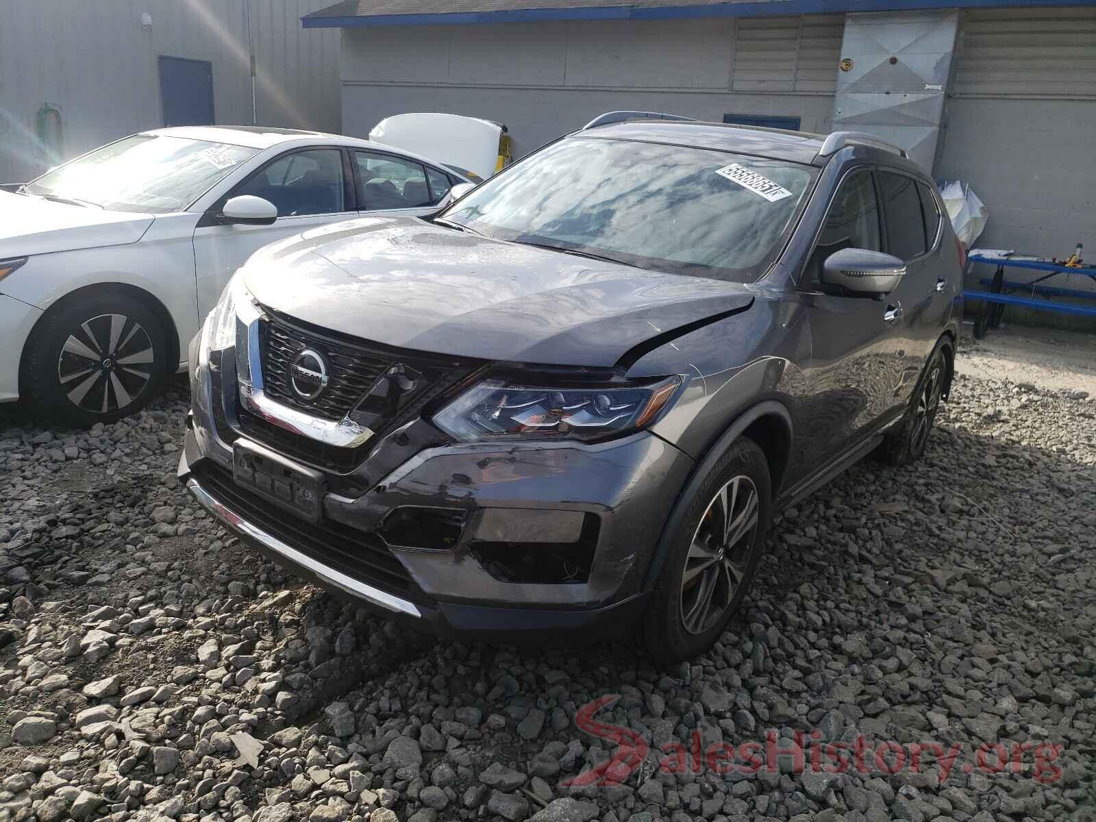 JN8AT2MV2JW311185 2018 NISSAN ROGUE