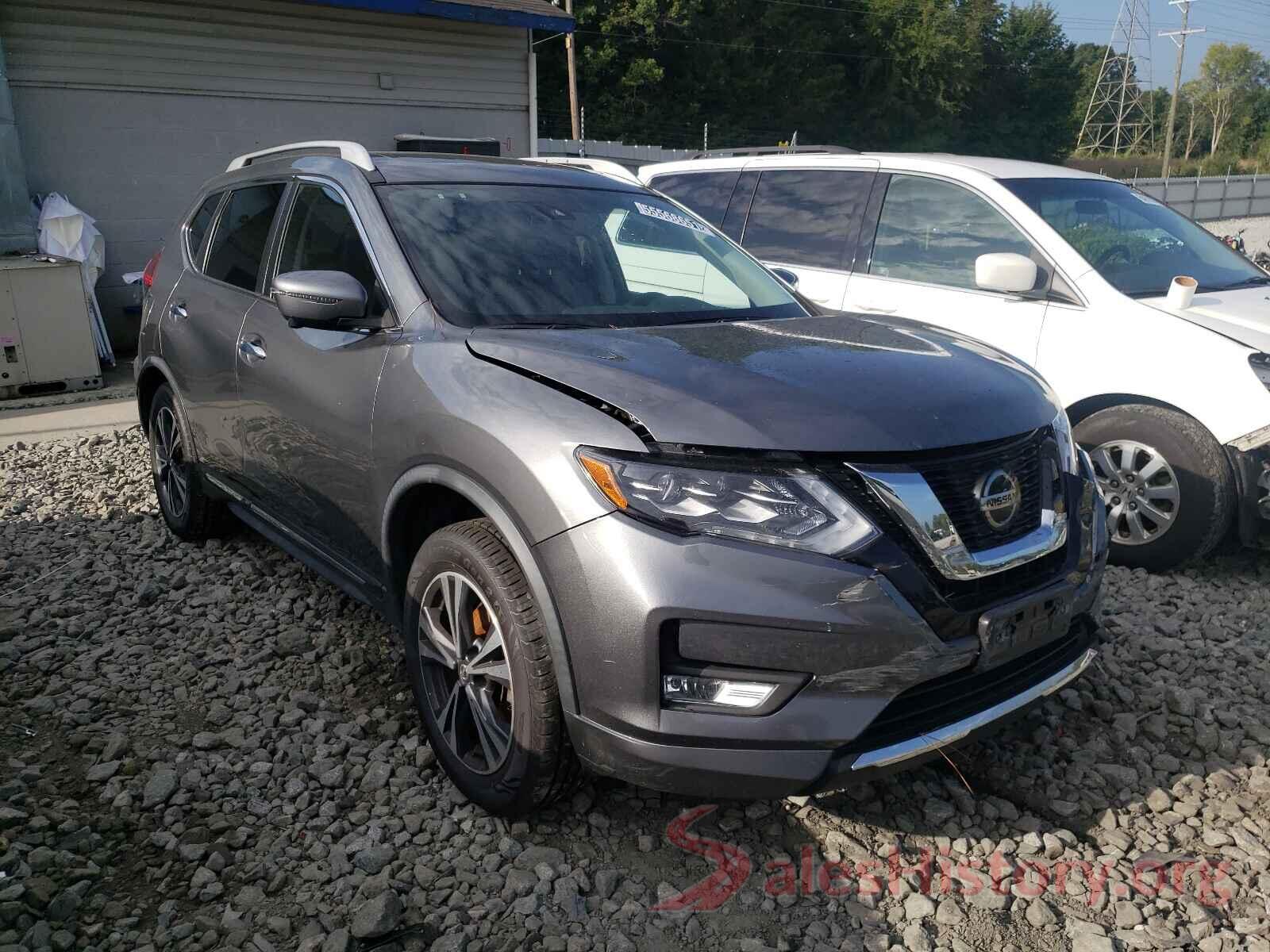 JN8AT2MV2JW311185 2018 NISSAN ROGUE