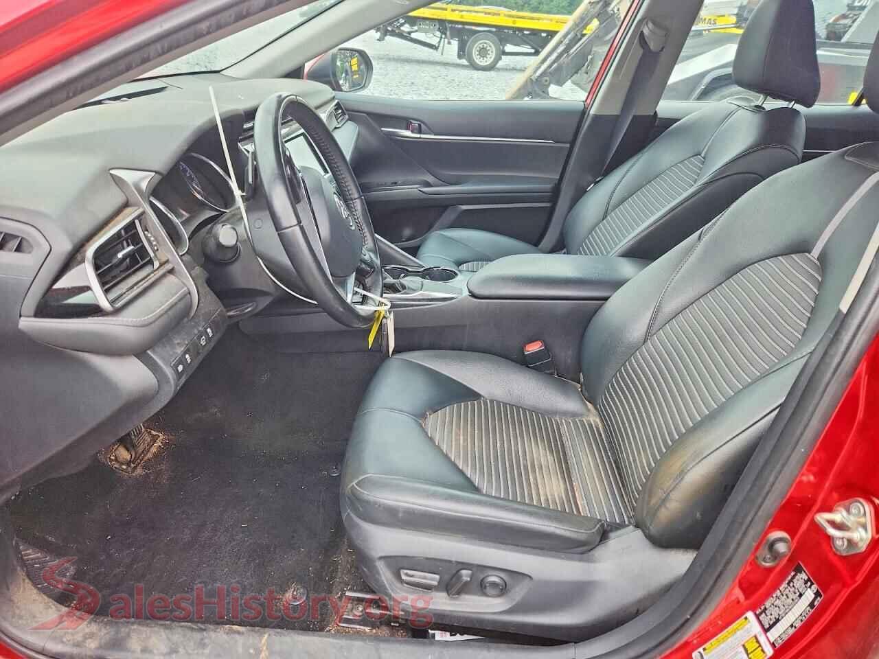 2019 TOYOTA CAMRY VIN 4T1B11HK7KU252823, engine bay