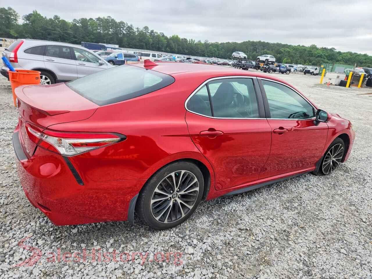 2019 TOYOTA CAMRY VIN 4T1B11HK7KU252823, right side view