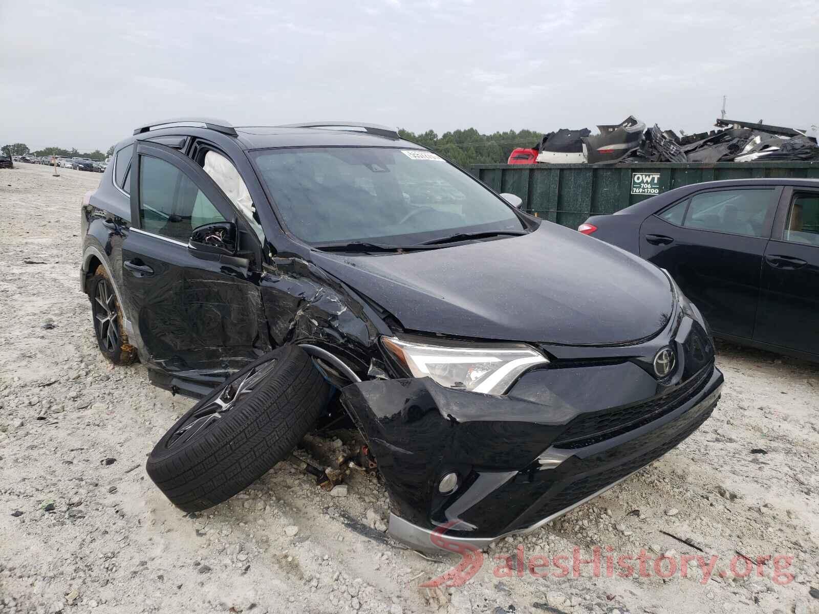 2T3NFREV3JW418997 2018 TOYOTA RAV4