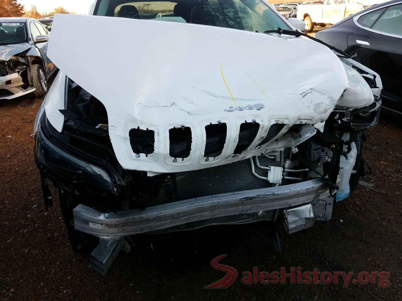 1C4PJLCB2KD160547 2019 JEEP CHEROKEE