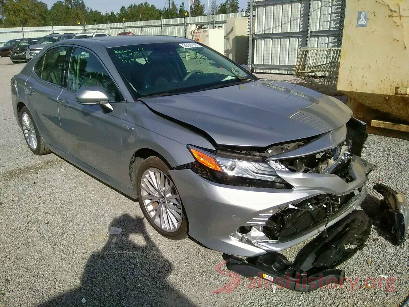 4T1B21HK5JU502927 2018 TOYOTA CAMRY