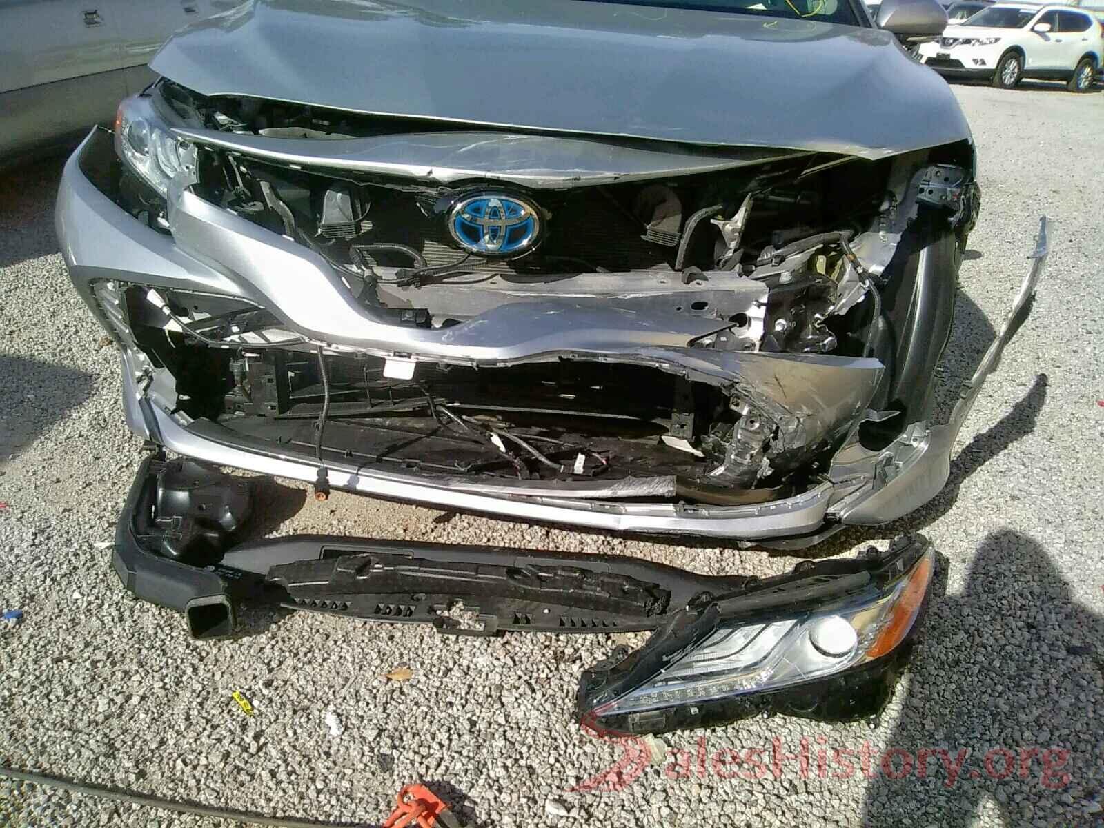 4T1B21HK5JU502927 2018 TOYOTA CAMRY