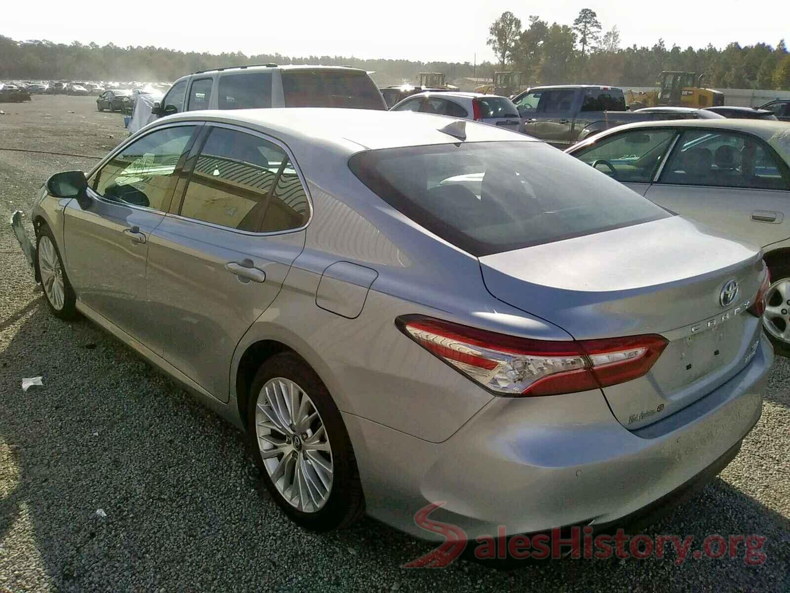 4T1B21HK5JU502927 2018 TOYOTA CAMRY