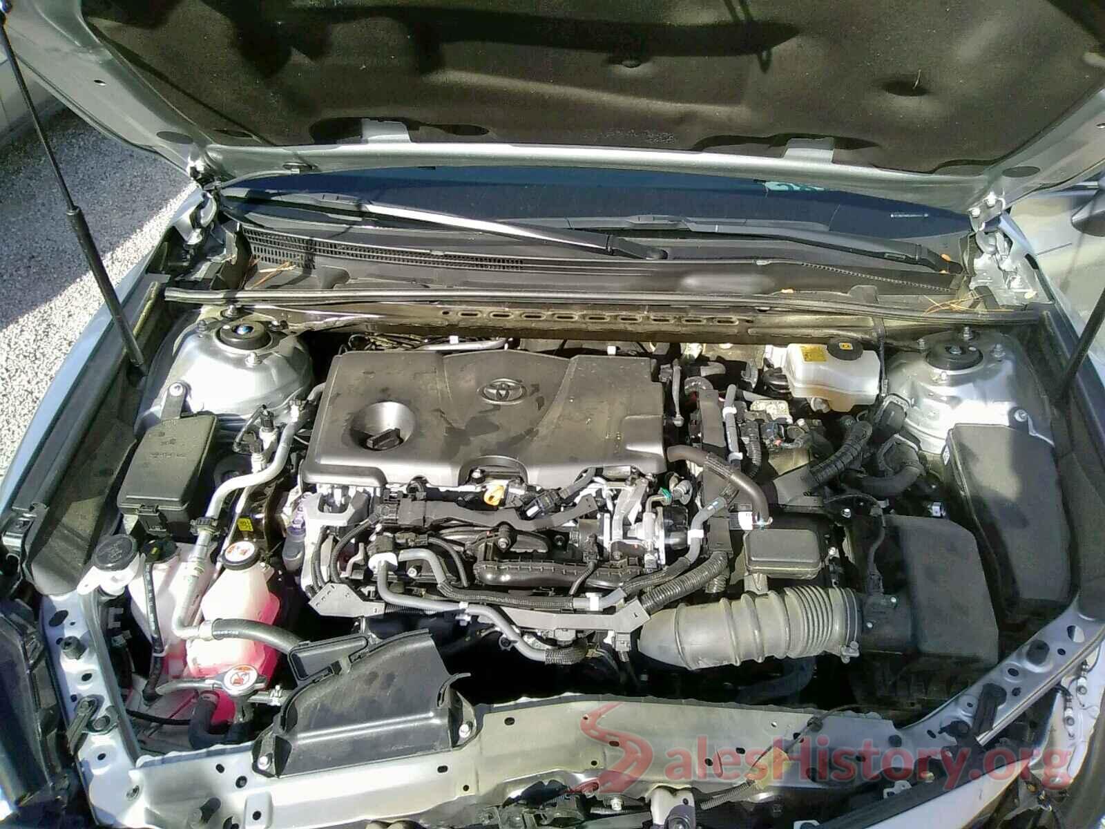 4T1B21HK5JU502927 2018 TOYOTA CAMRY