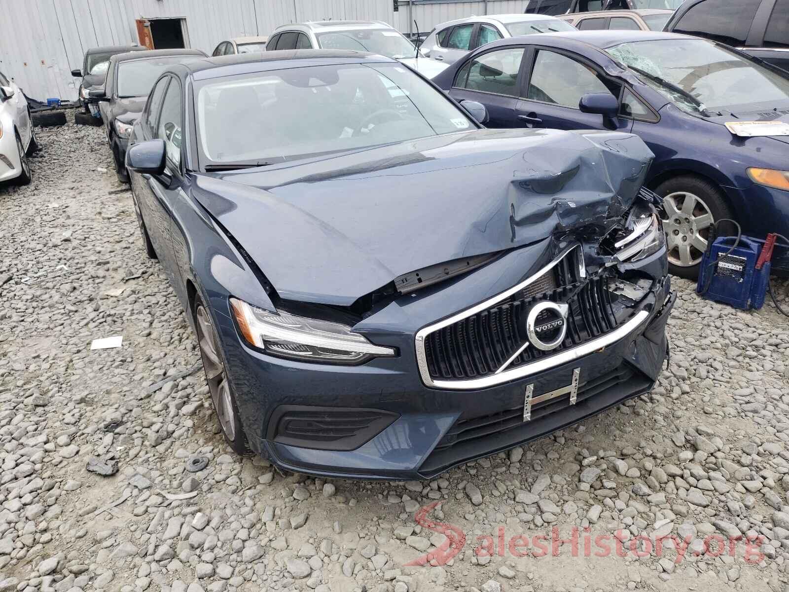 7JR102FK8LG054457 2020 VOLVO S60