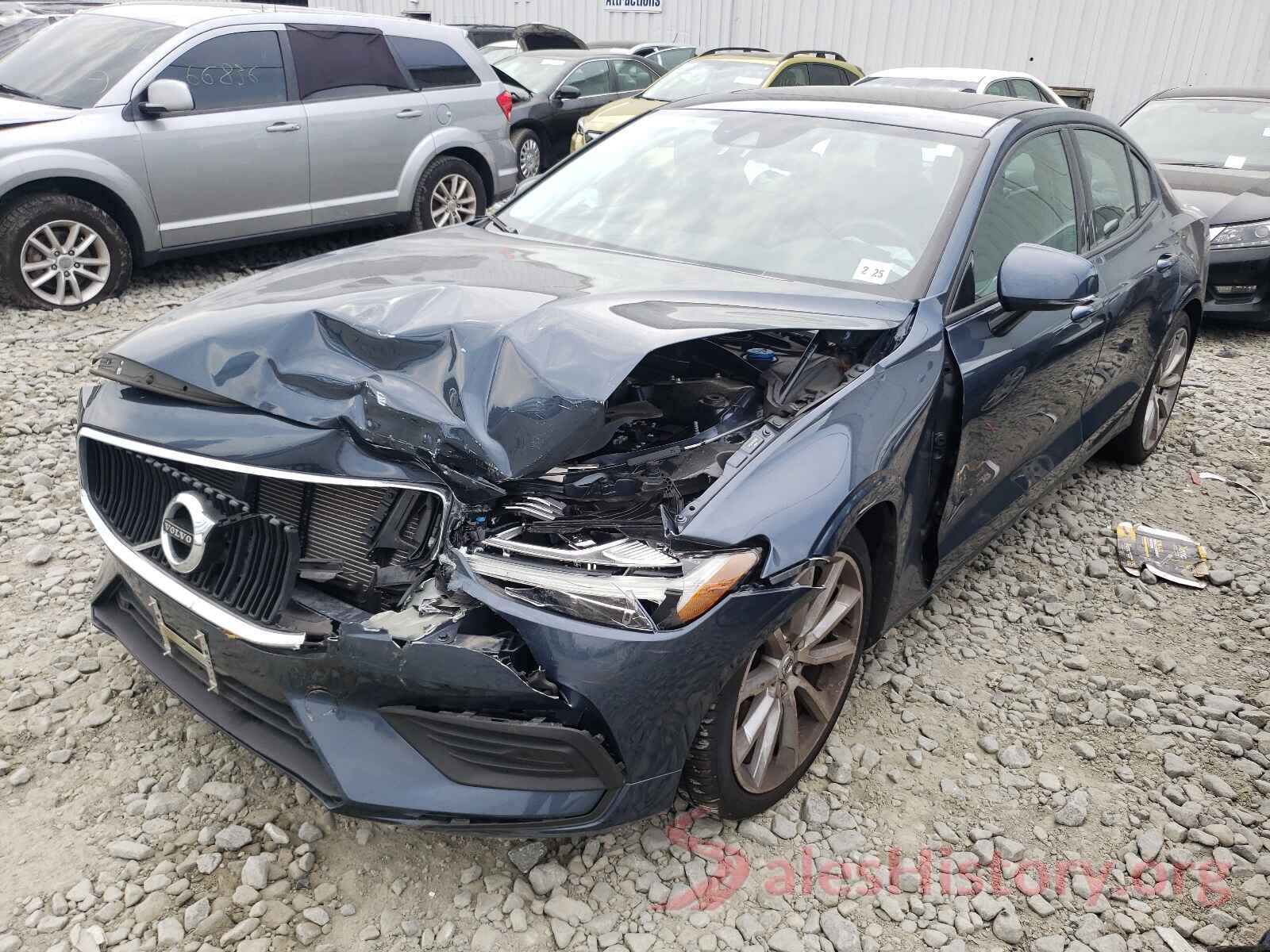 7JR102FK8LG054457 2020 VOLVO S60