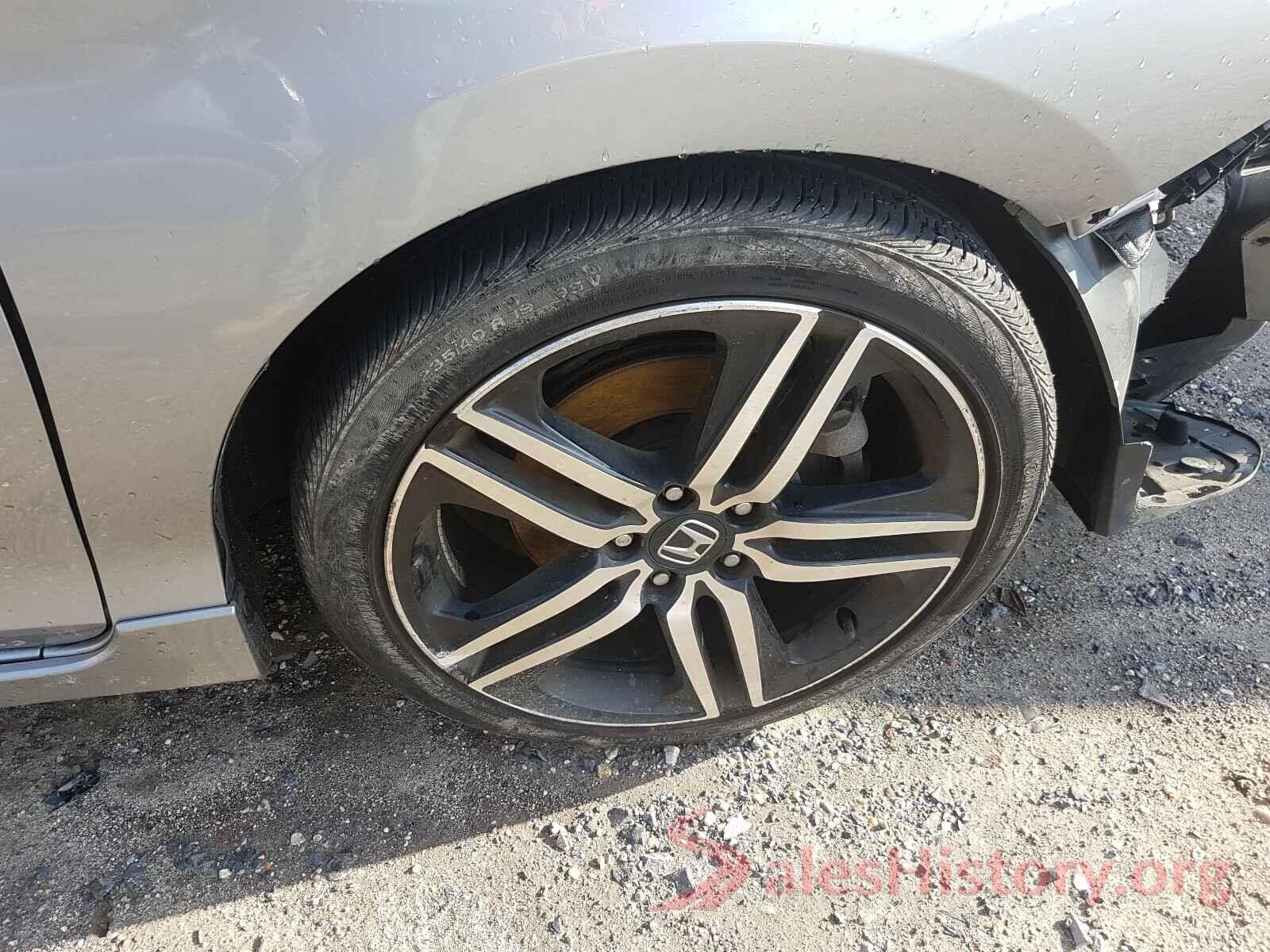 1HGCR2F18HA304764 2017 HONDA ACCORD