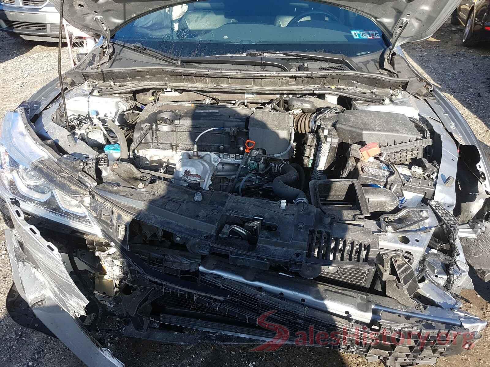 1HGCR2F18HA304764 2017 HONDA ACCORD